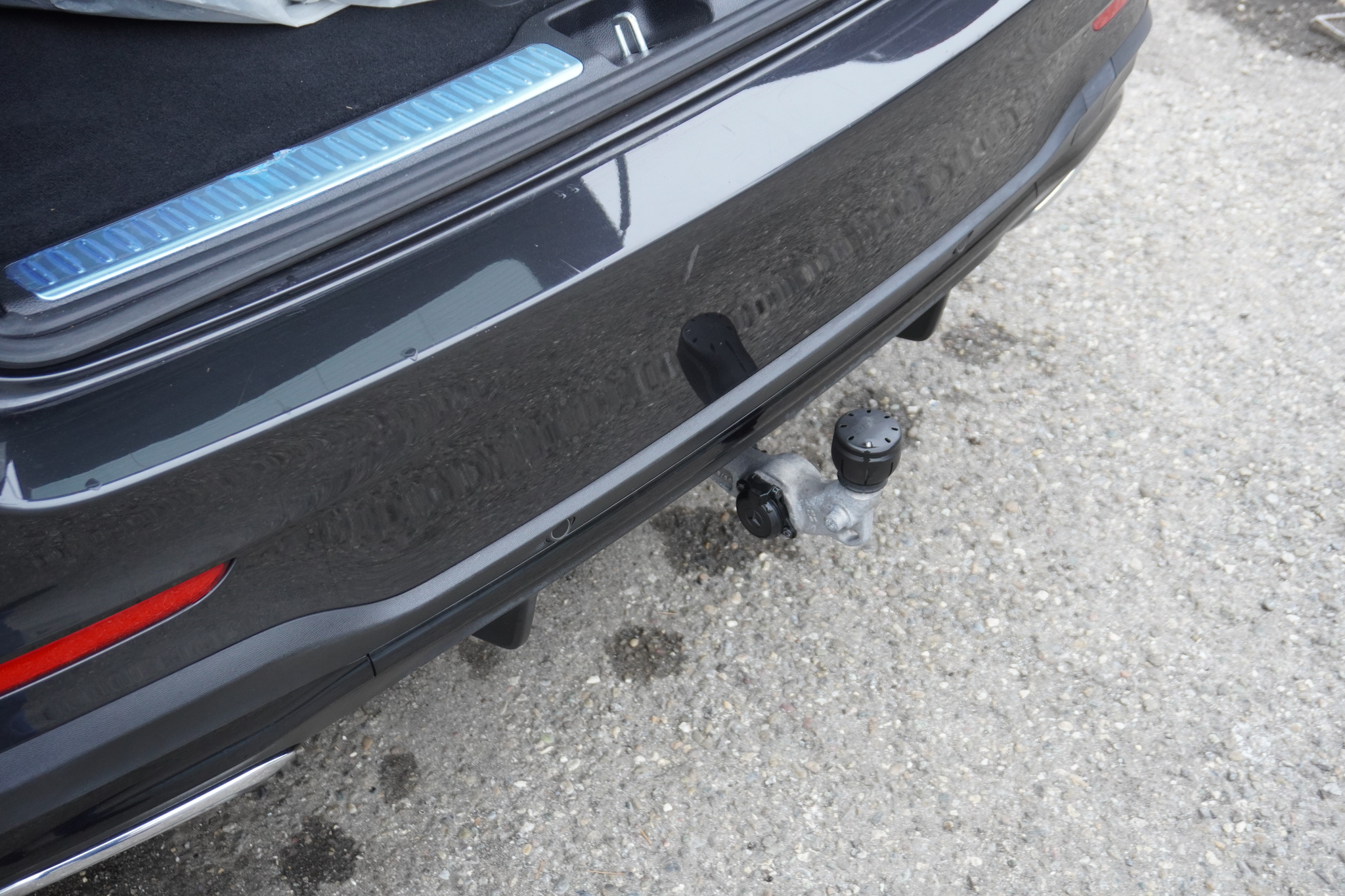 listing desktop thumbnail image 12