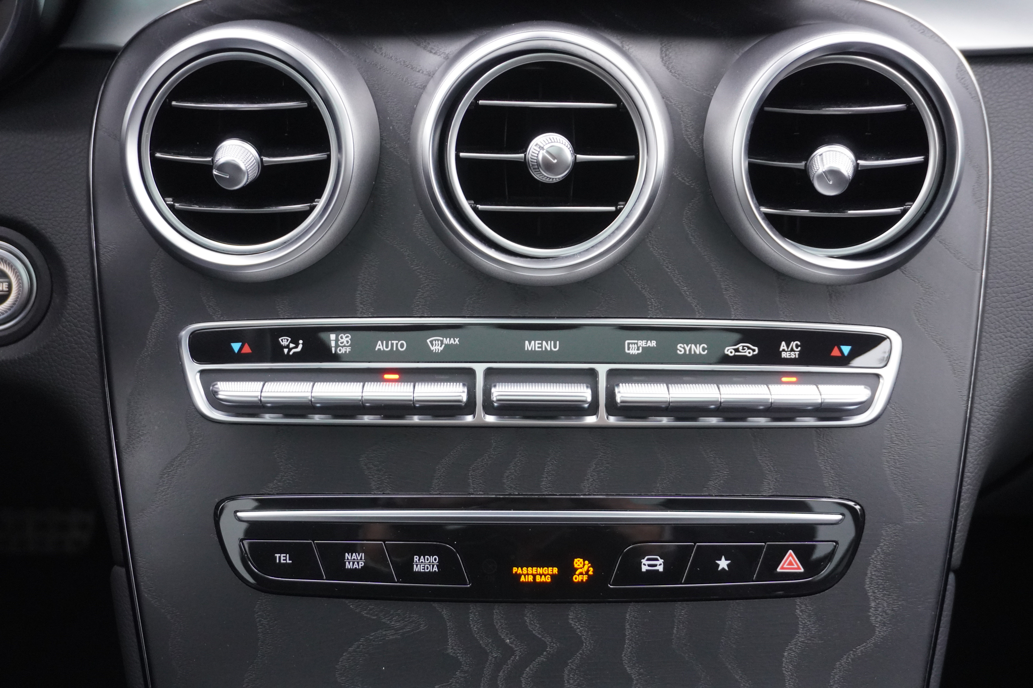 listing desktop thumbnail image 18