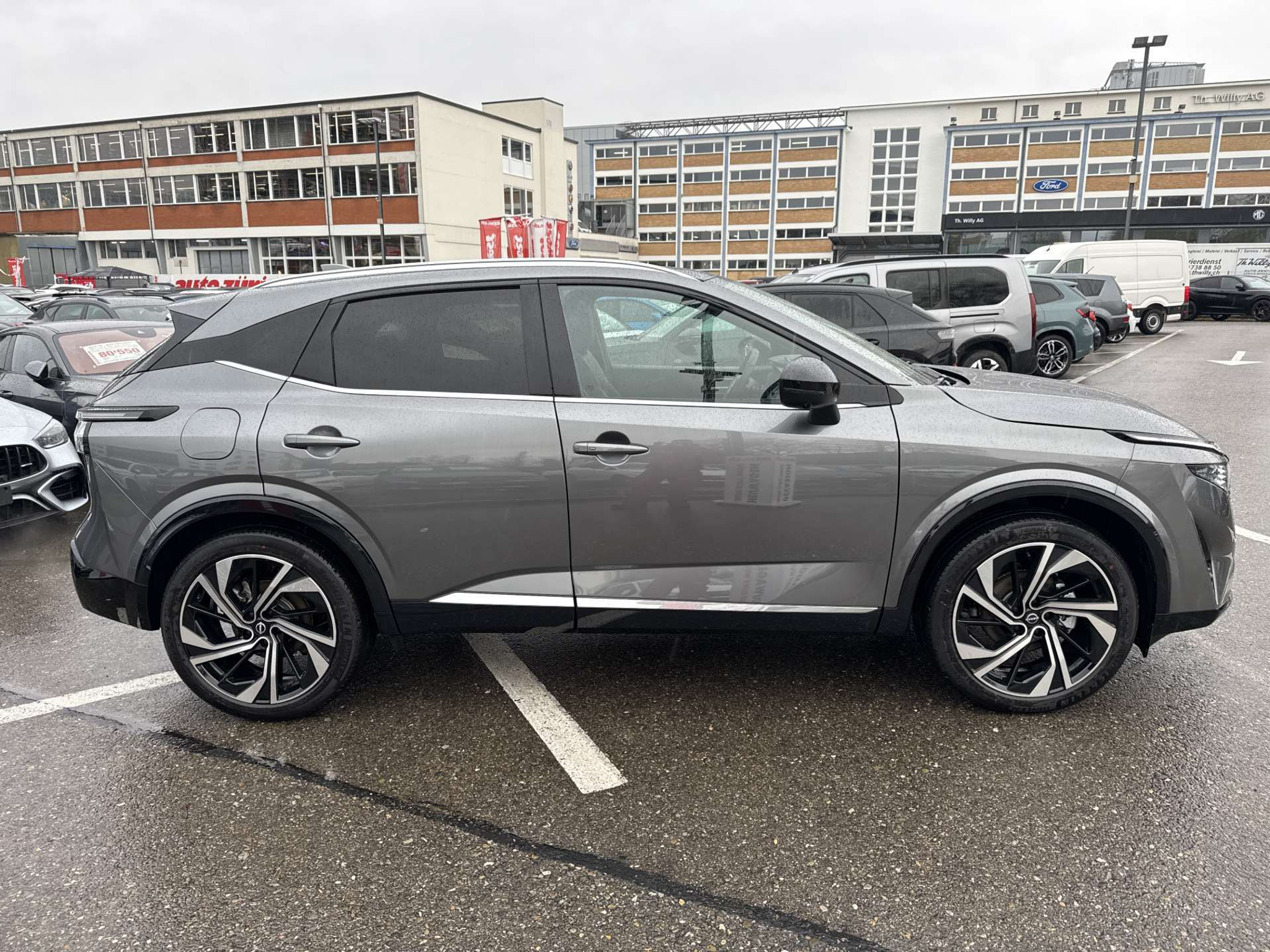 listing desktop thumbnail image 10