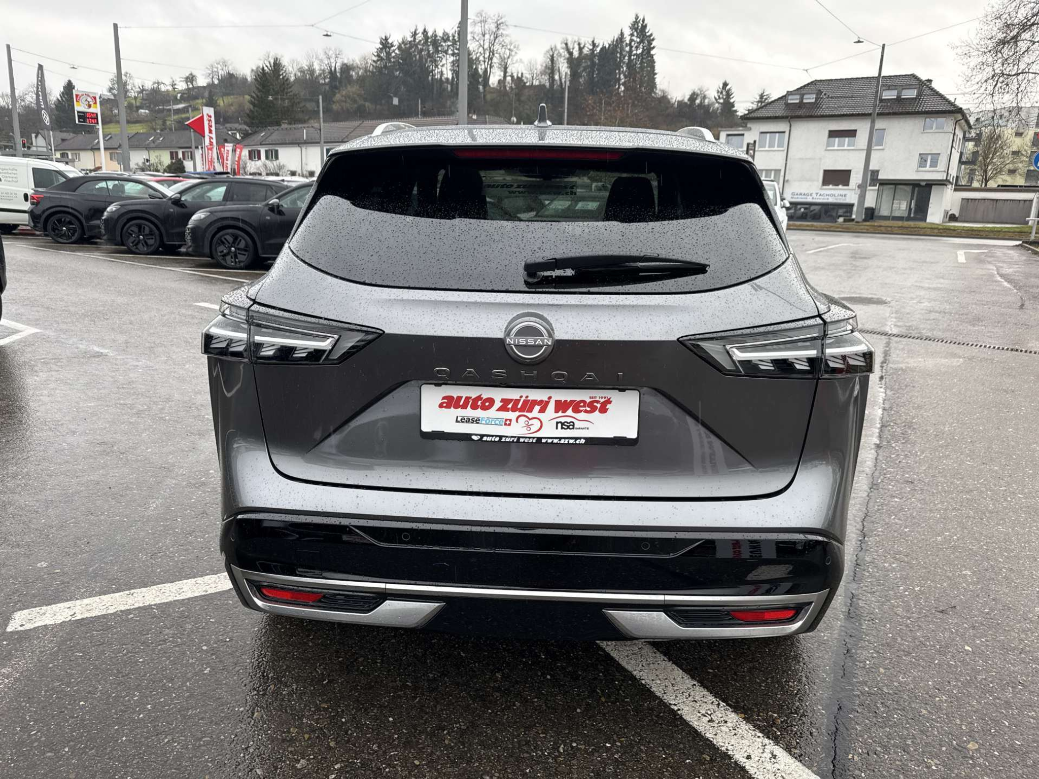 listing desktop thumbnail image 14