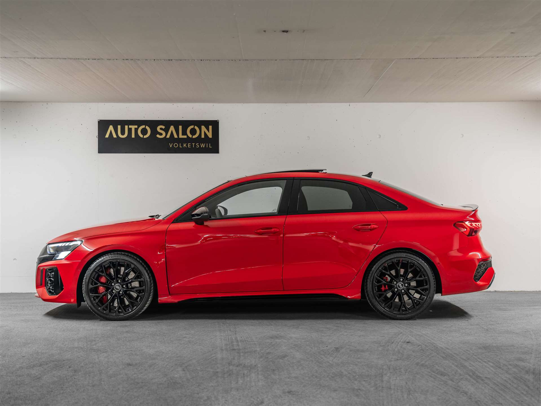 listing desktop thumbnail image 2