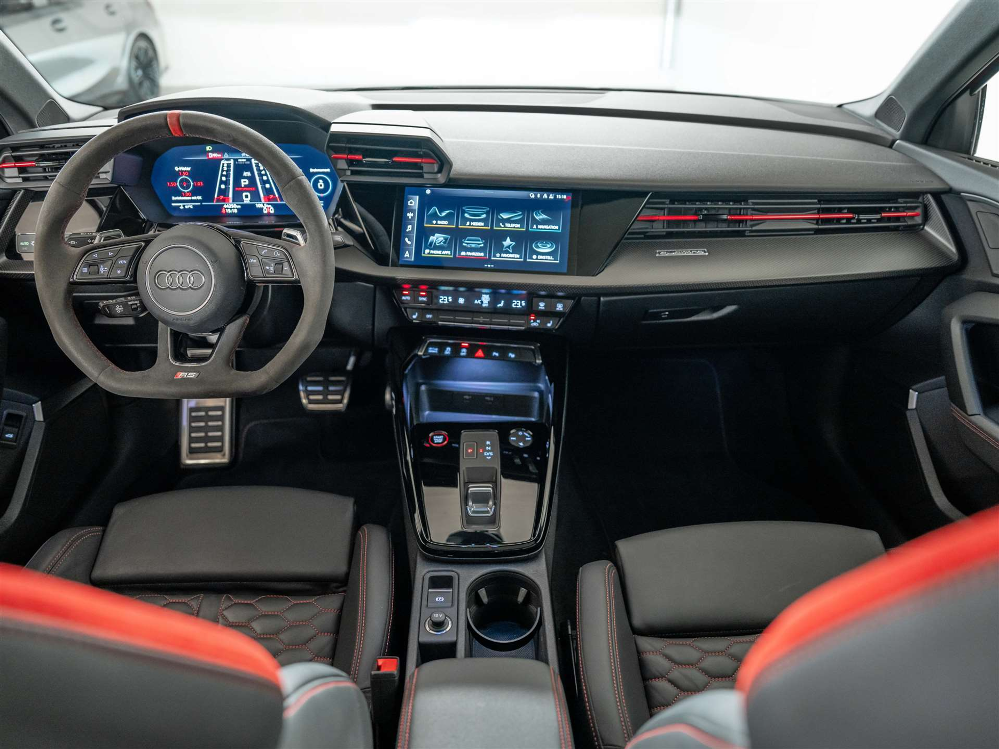 listing desktop thumbnail image 34