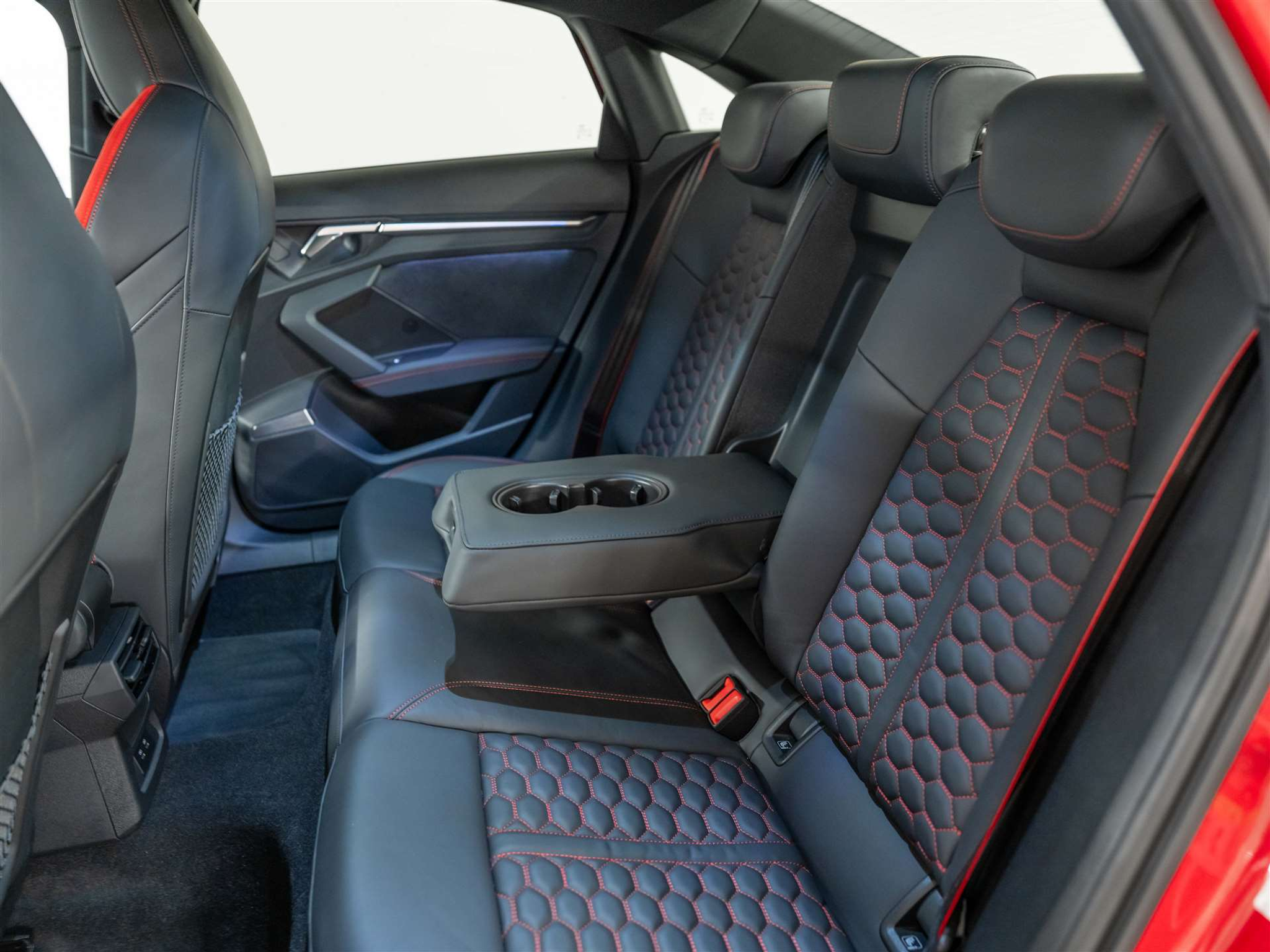 listing desktop thumbnail image 32