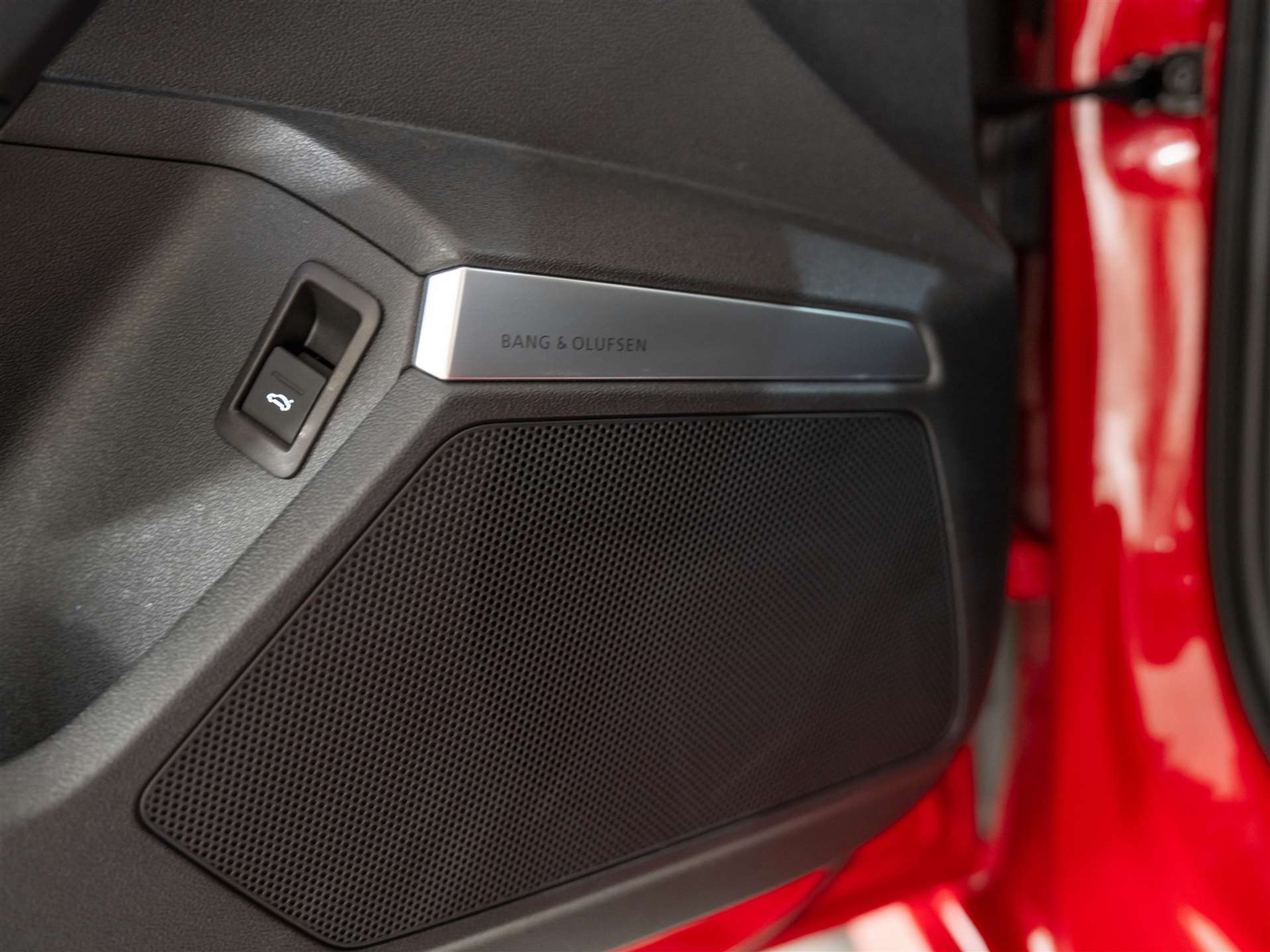 listing desktop thumbnail image 42