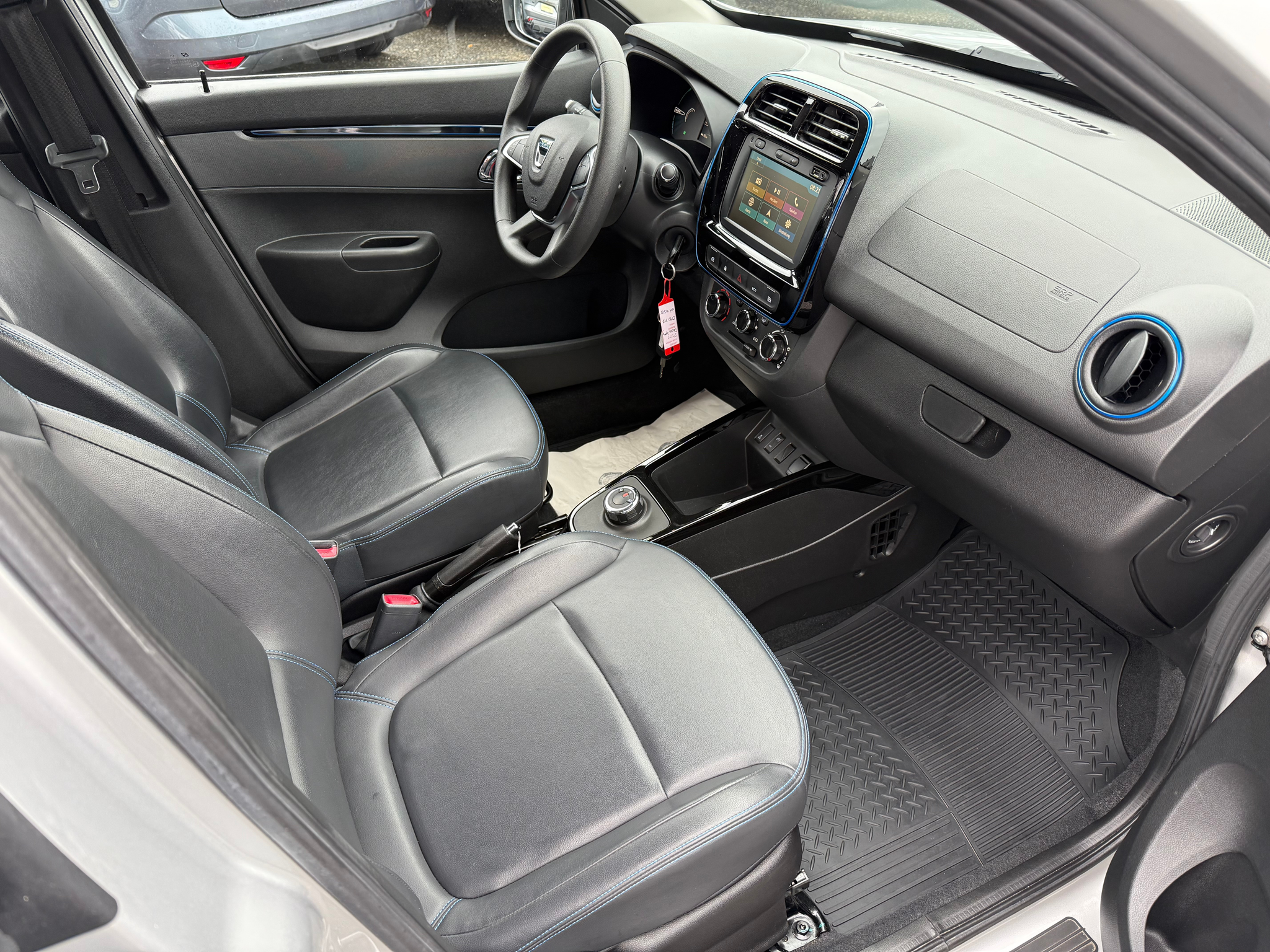 listing desktop thumbnail image 9