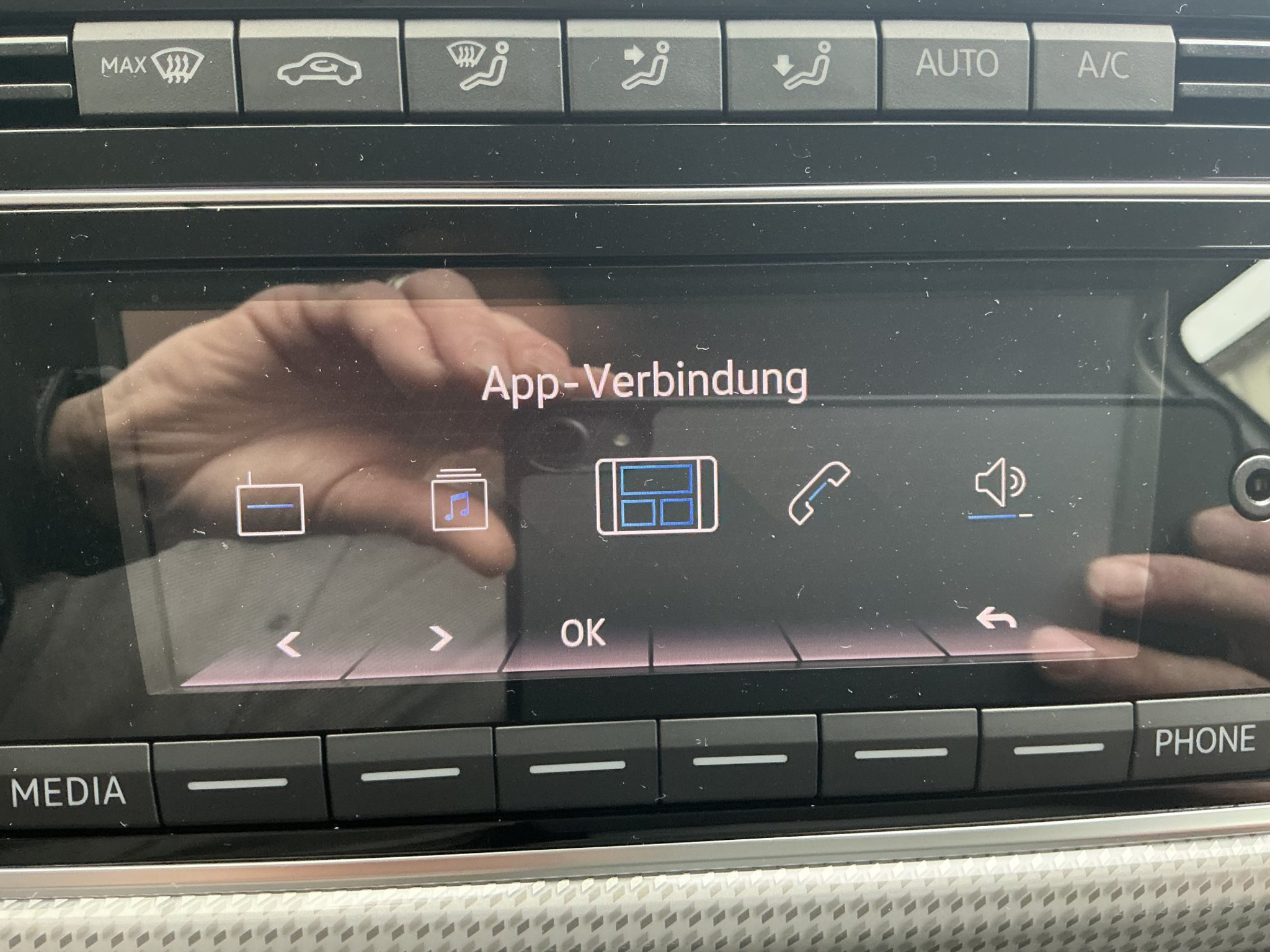 listing desktop thumbnail image 12