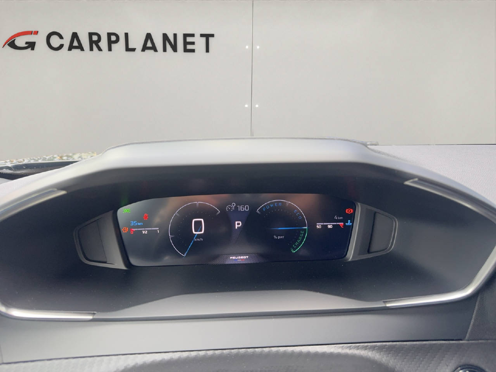 listing desktop thumbnail image 12