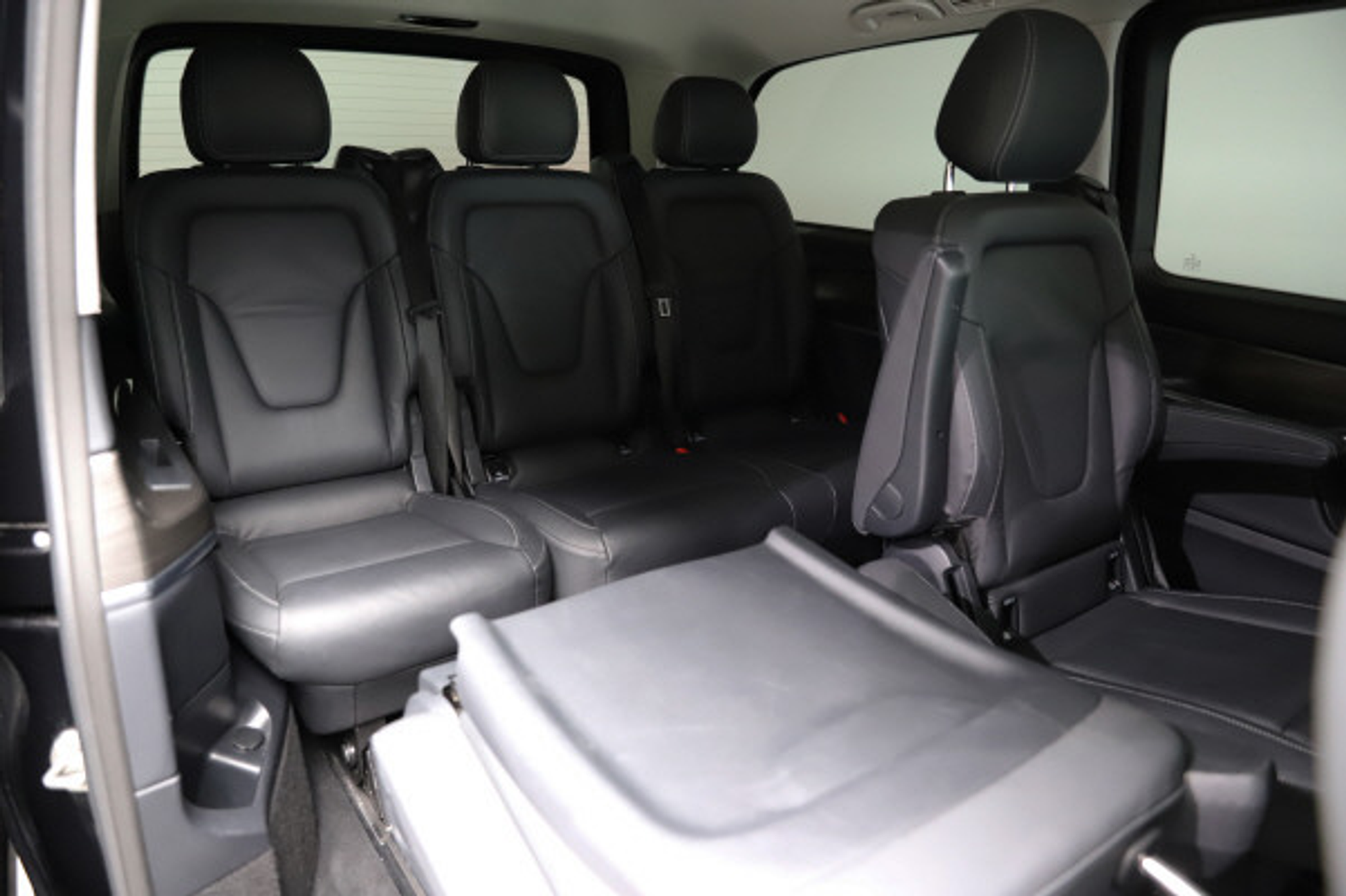 listing desktop thumbnail image 10