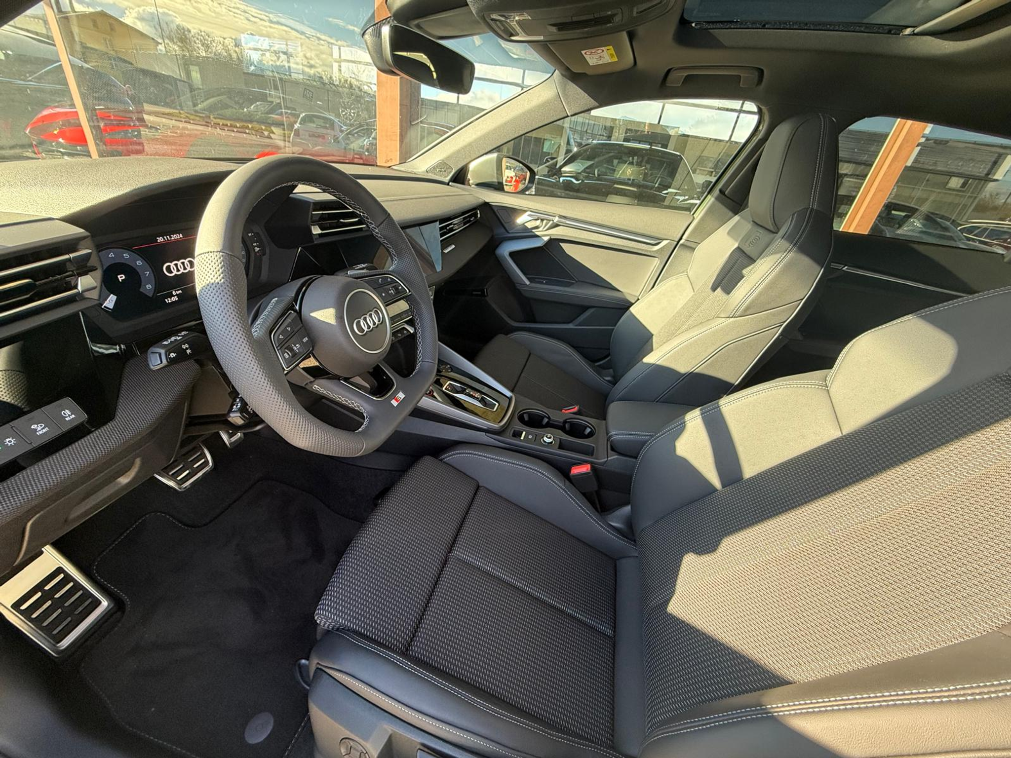 listing desktop thumbnail image 7