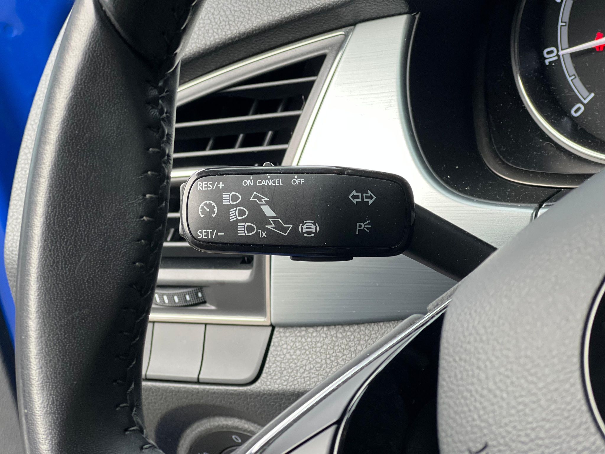 listing desktop thumbnail image 13