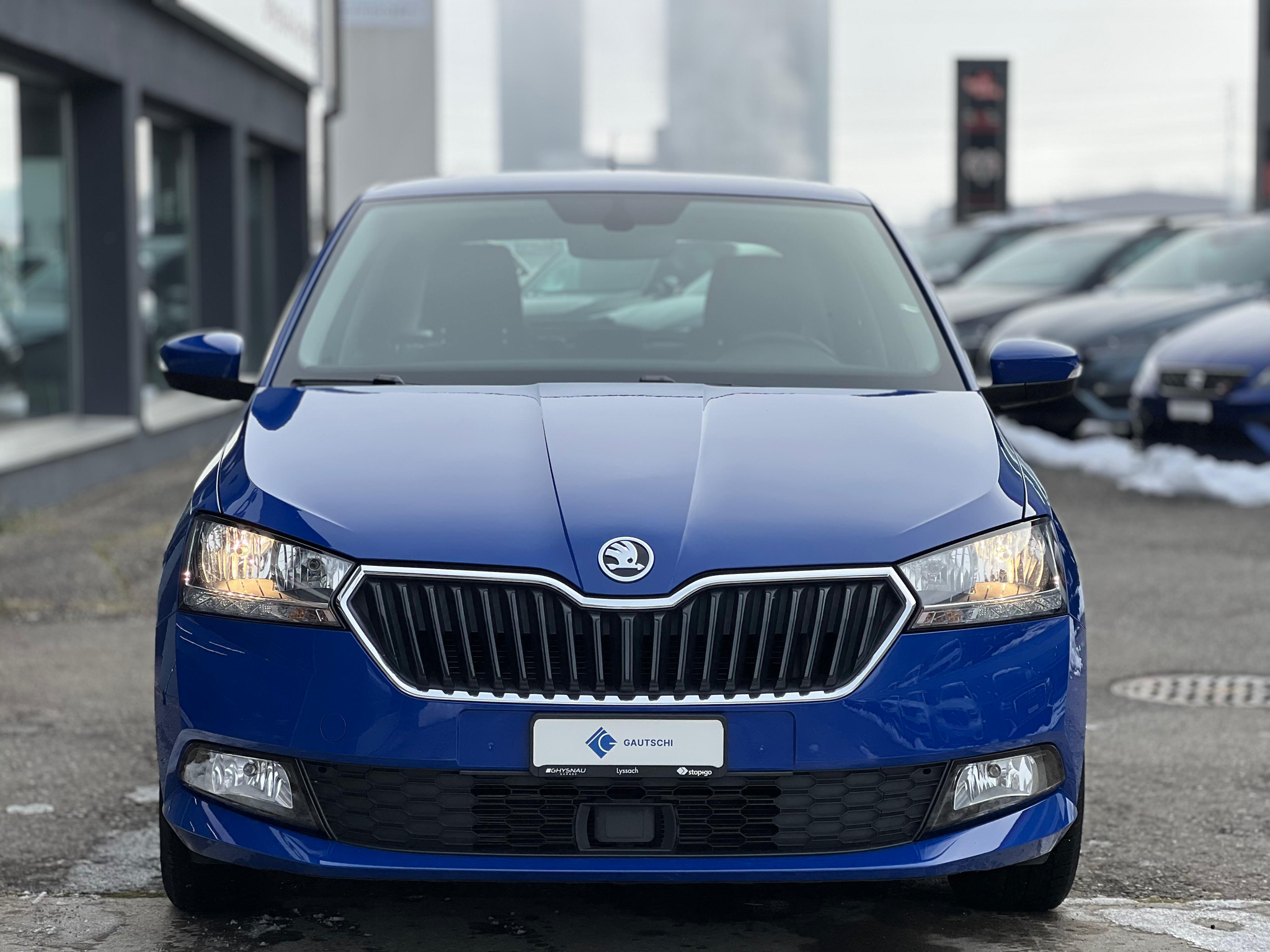 listing desktop thumbnail image 1