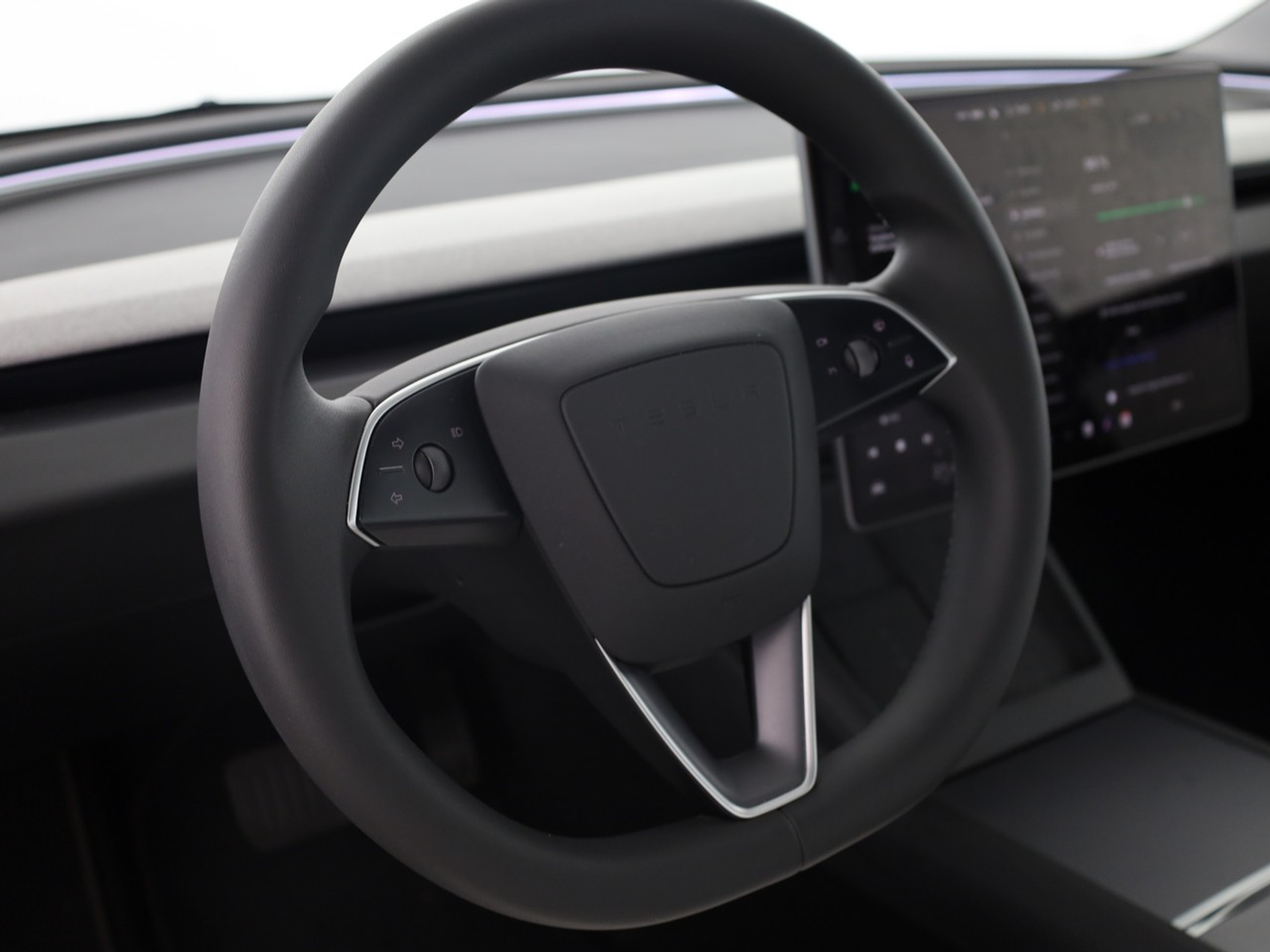 listing desktop thumbnail image 10