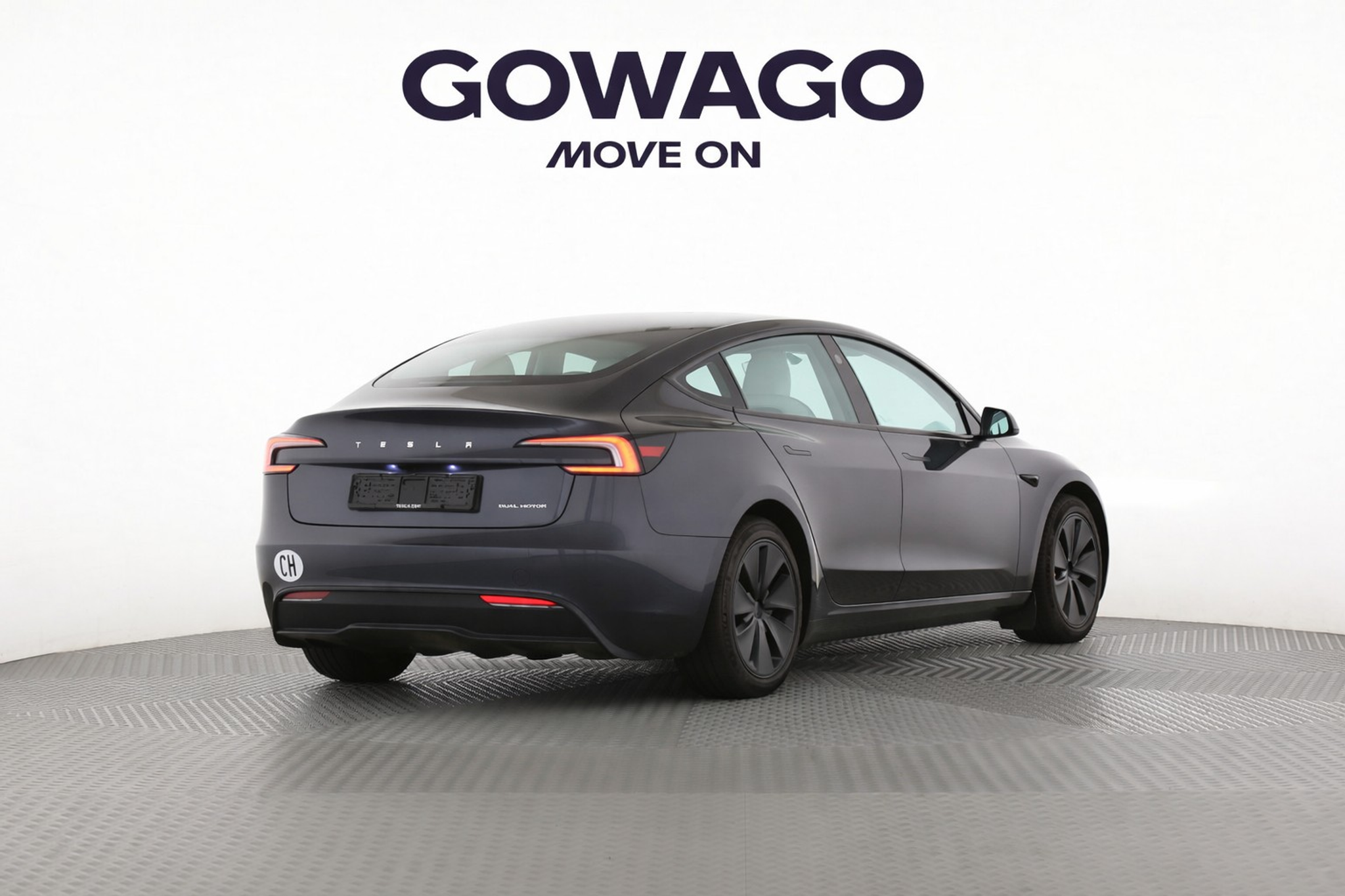 listing desktop thumbnail image 1