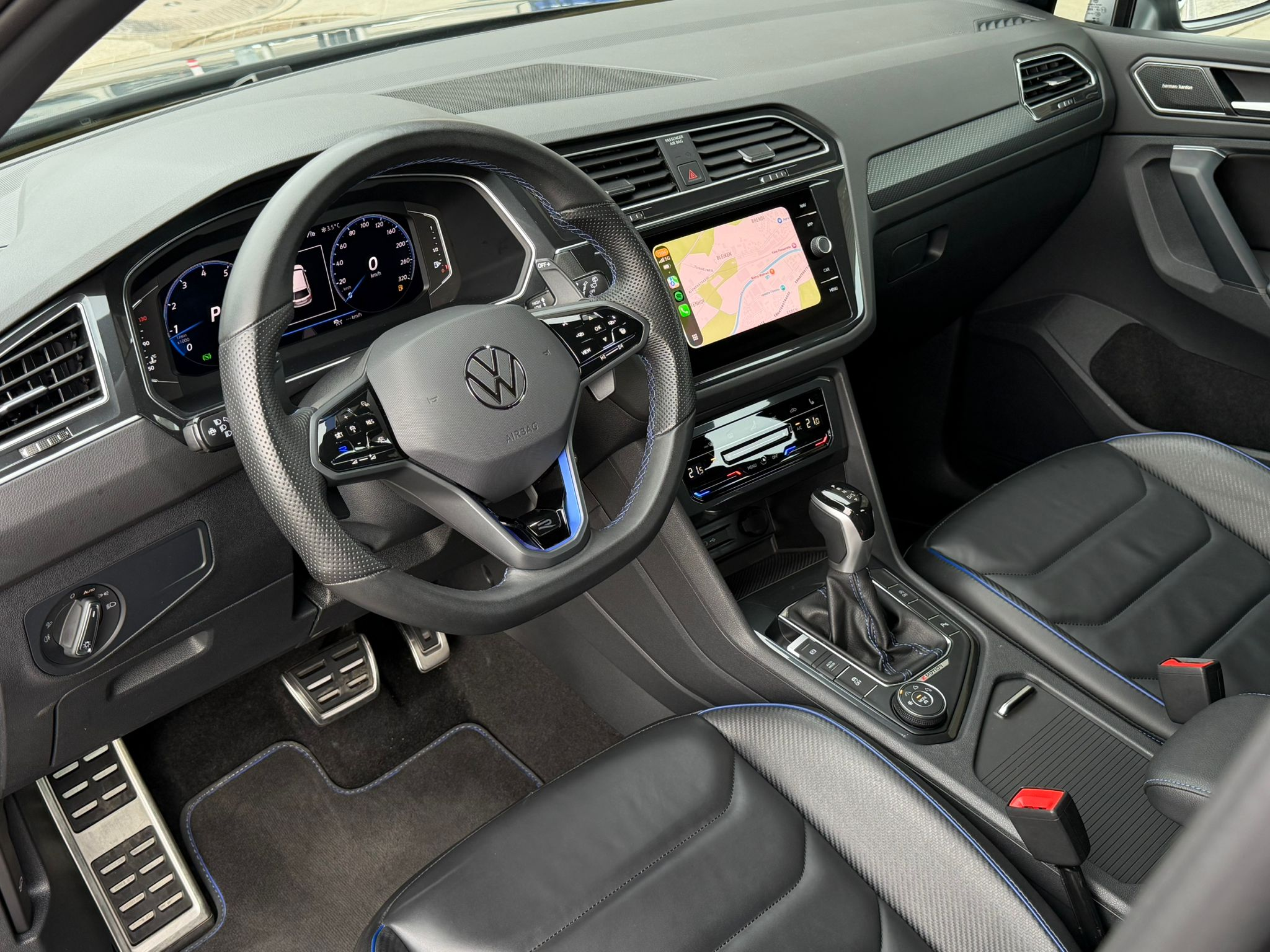 listing desktop thumbnail image 6