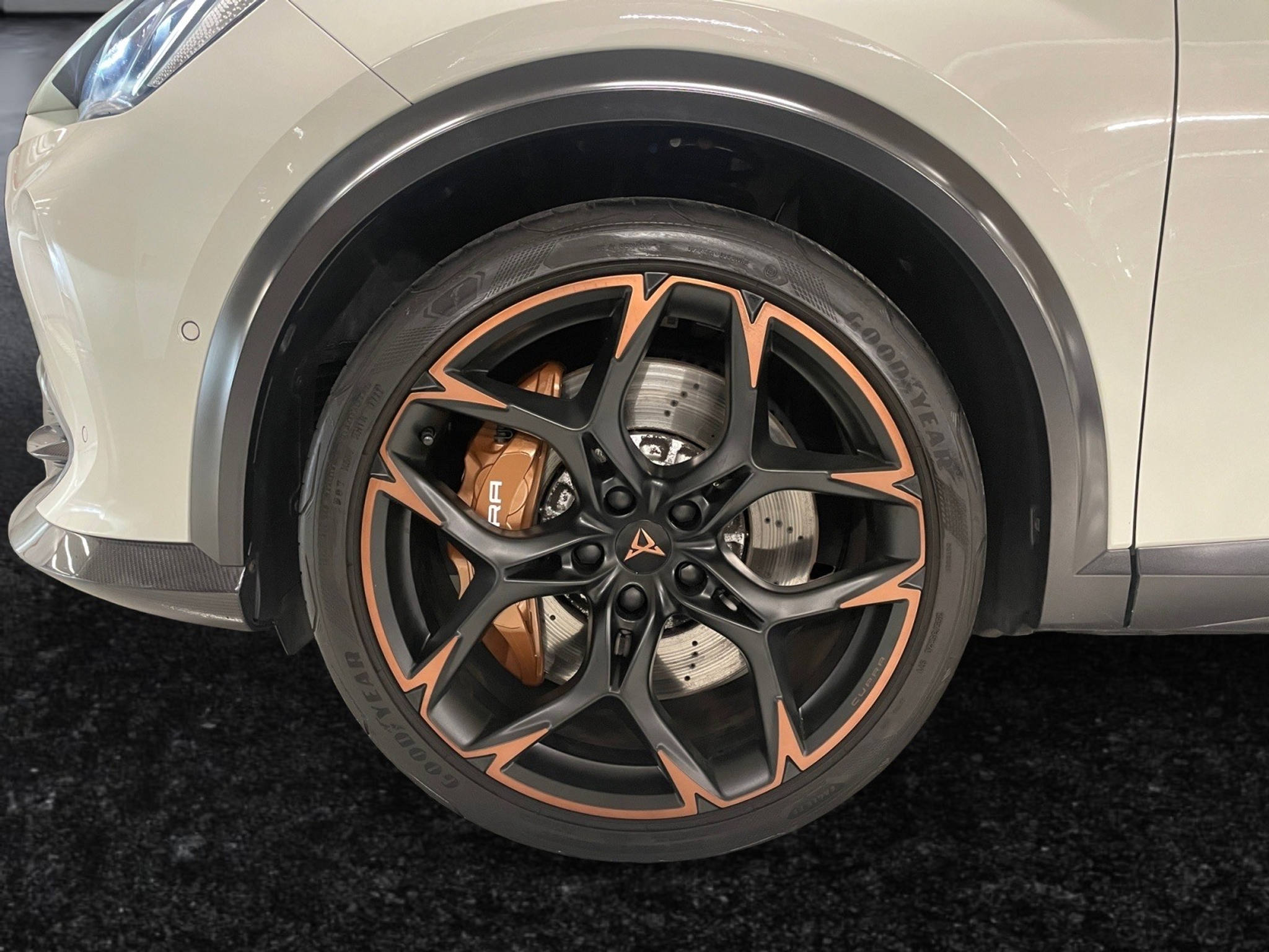 listing desktop thumbnail image 15