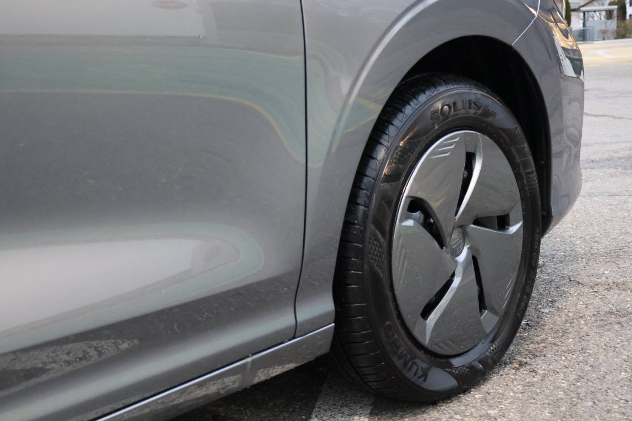 listing desktop thumbnail image 8