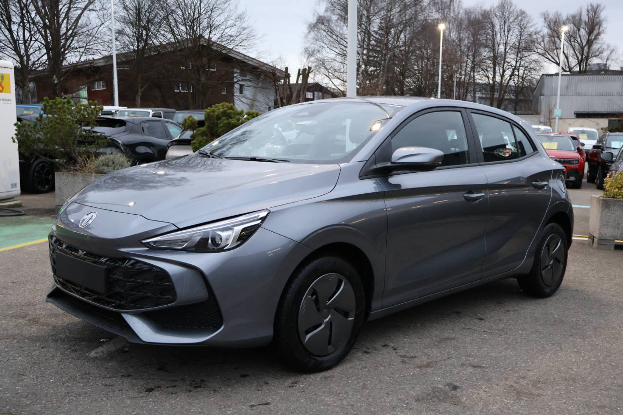 listing desktop thumbnail image 6