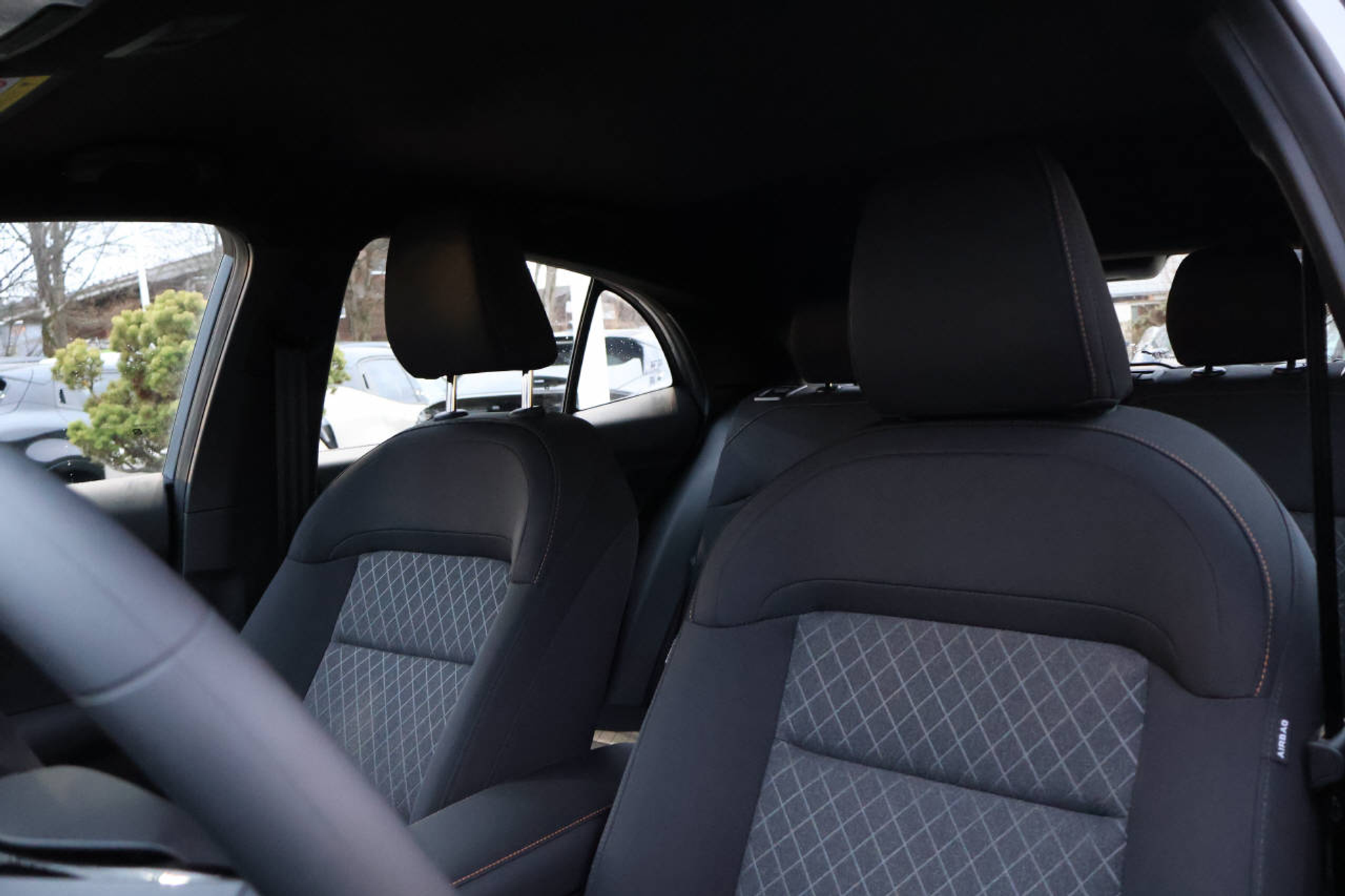 listing desktop thumbnail image 10