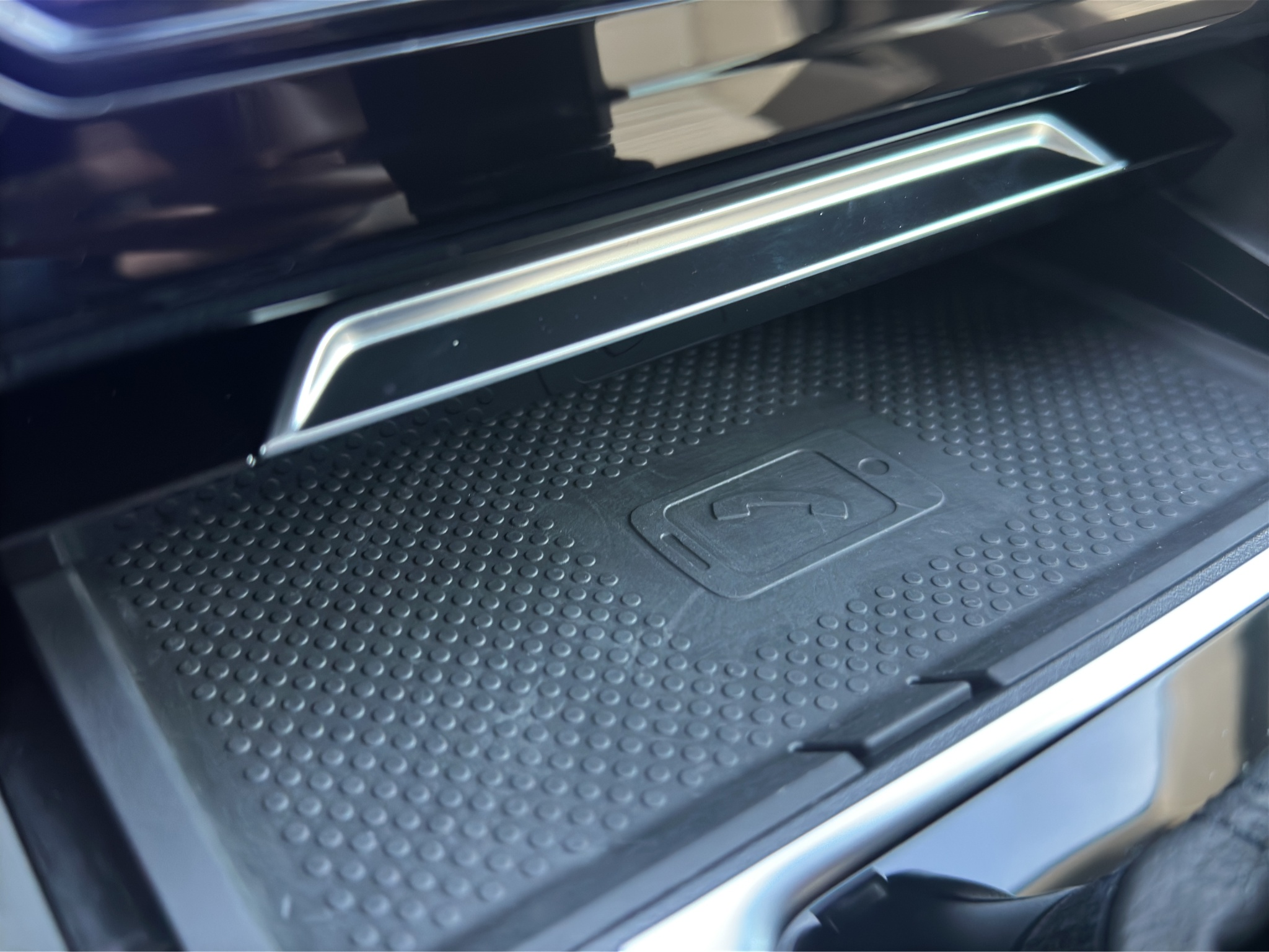 listing desktop thumbnail image 24