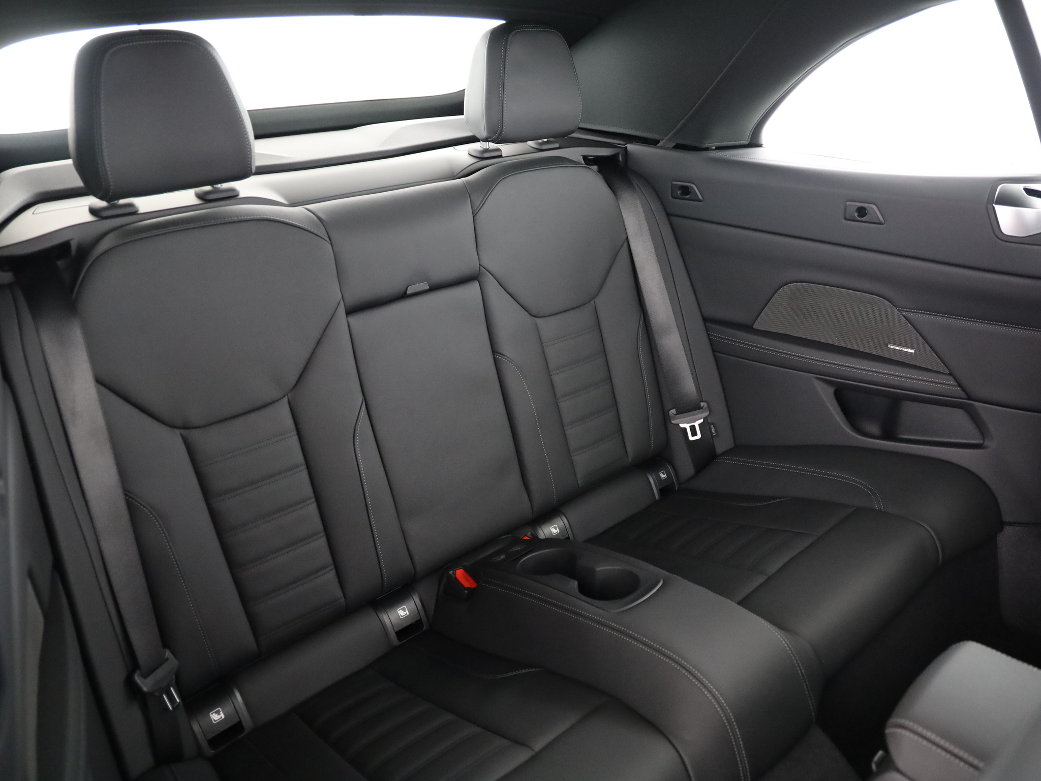 listing desktop thumbnail image 13