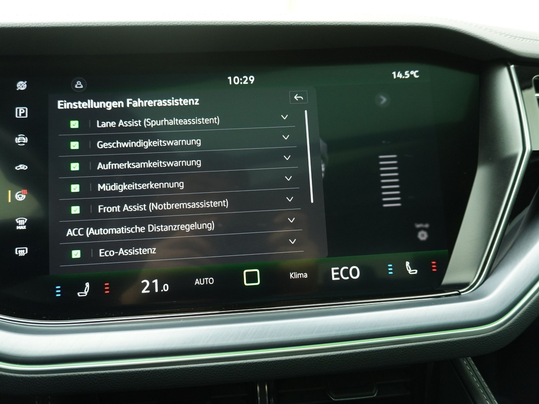 listing desktop thumbnail image 25