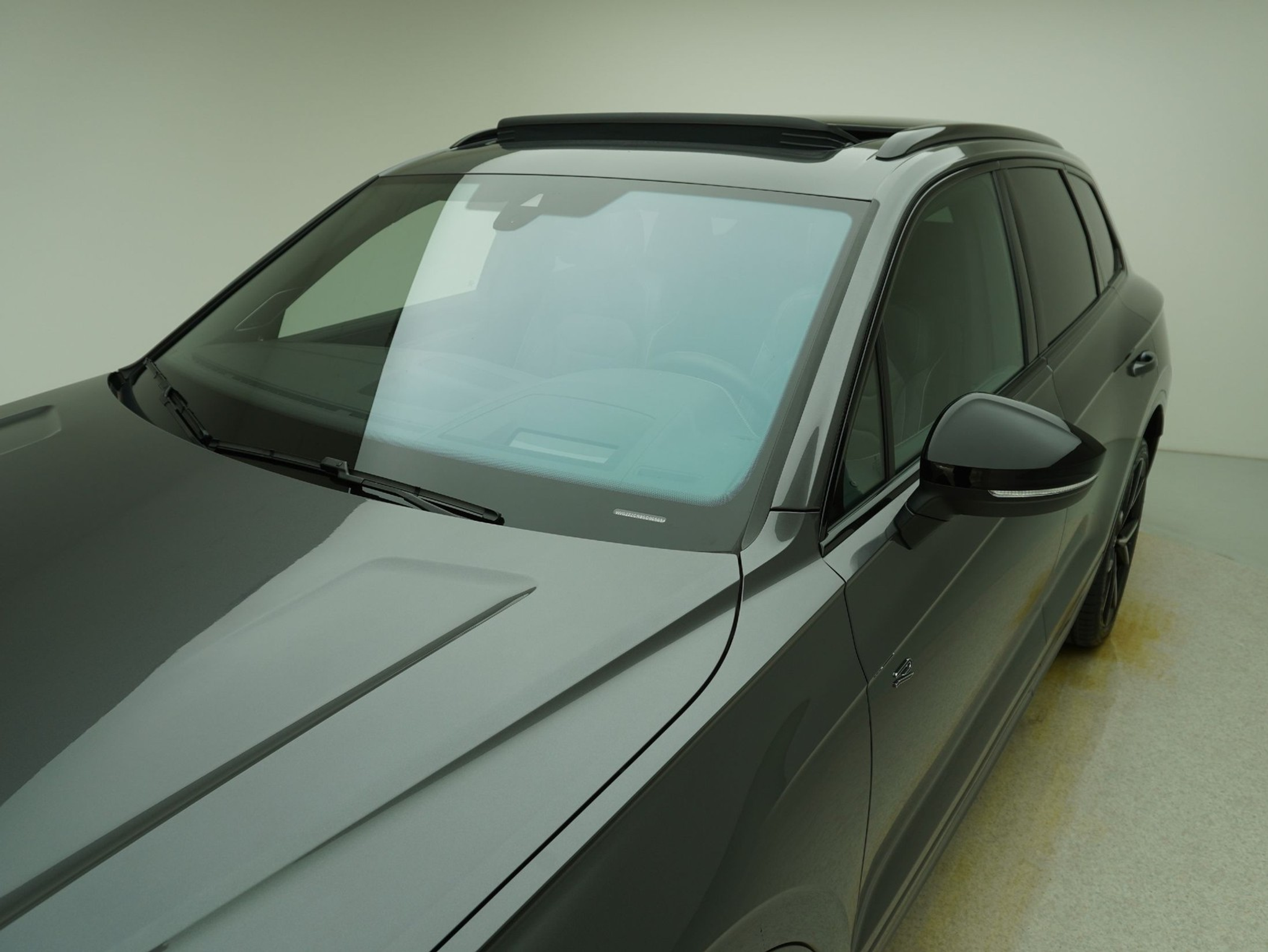 listing desktop thumbnail image 8