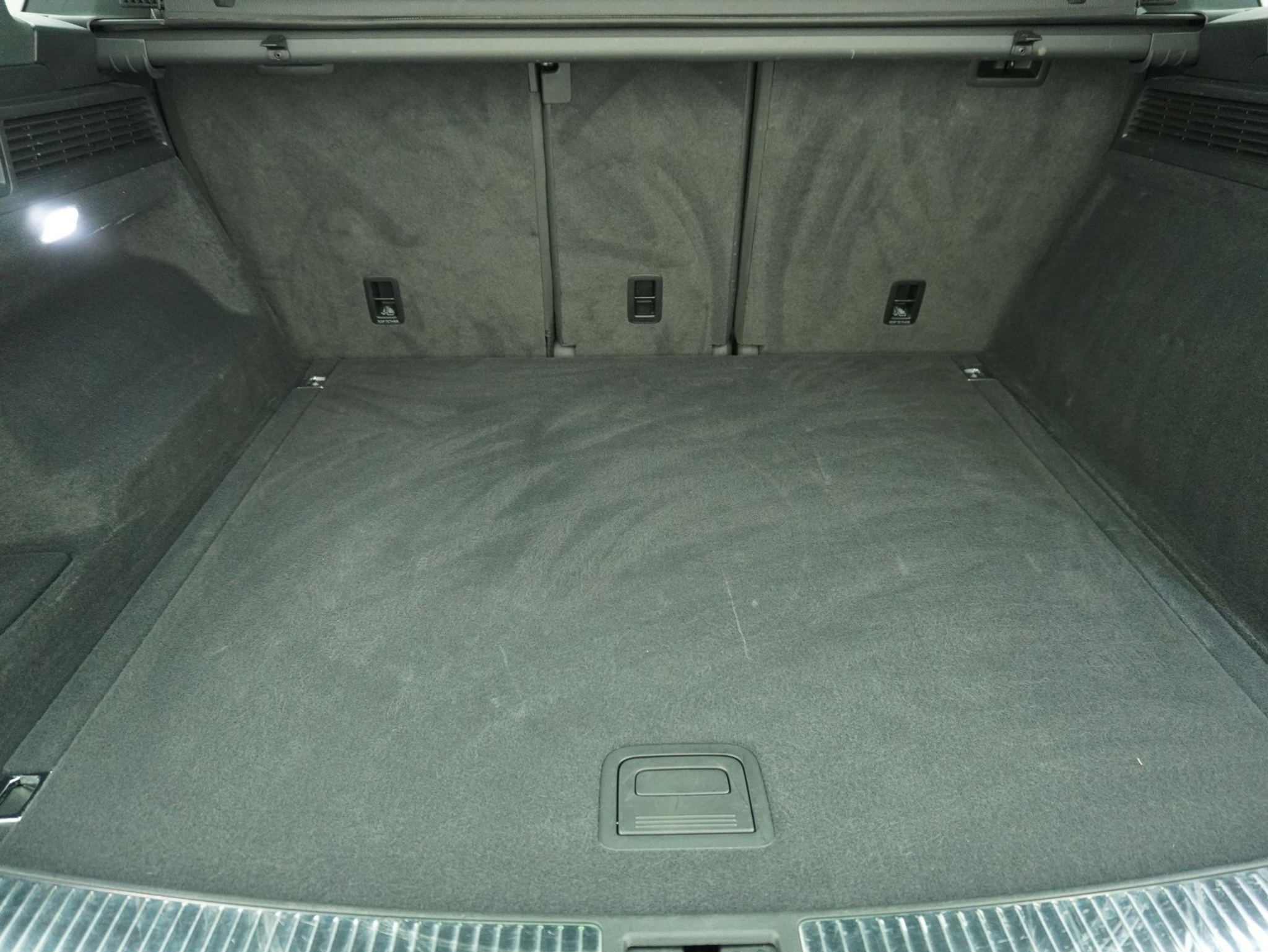 listing desktop thumbnail image 15