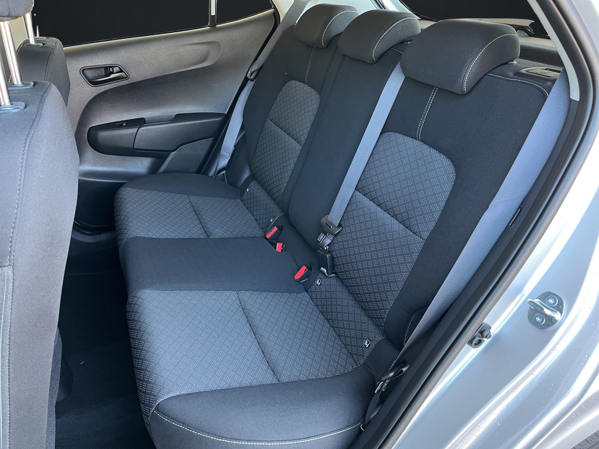 listing desktop thumbnail image 12