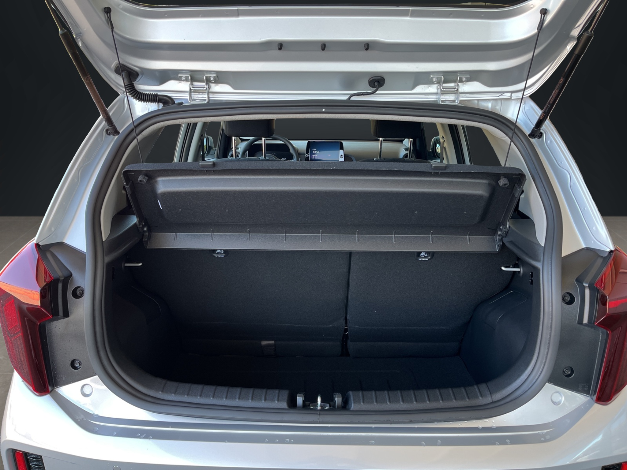 listing desktop thumbnail image 13