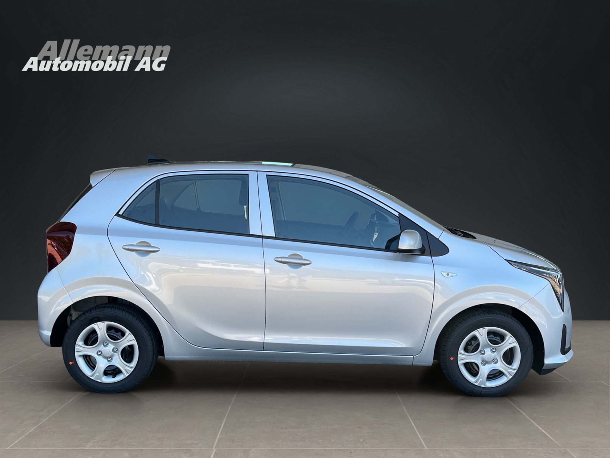 listing desktop thumbnail image 6