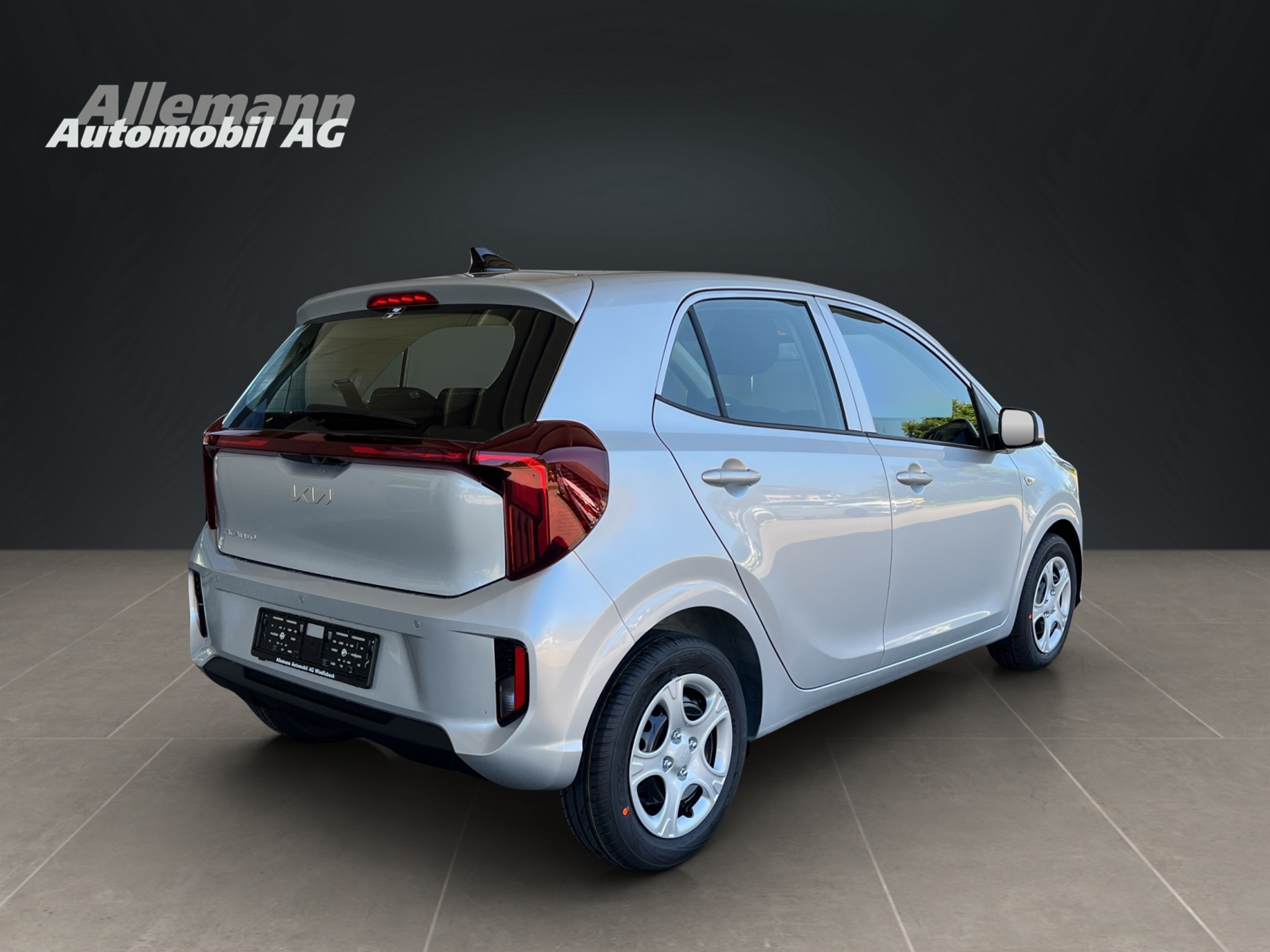 listing desktop thumbnail image 5