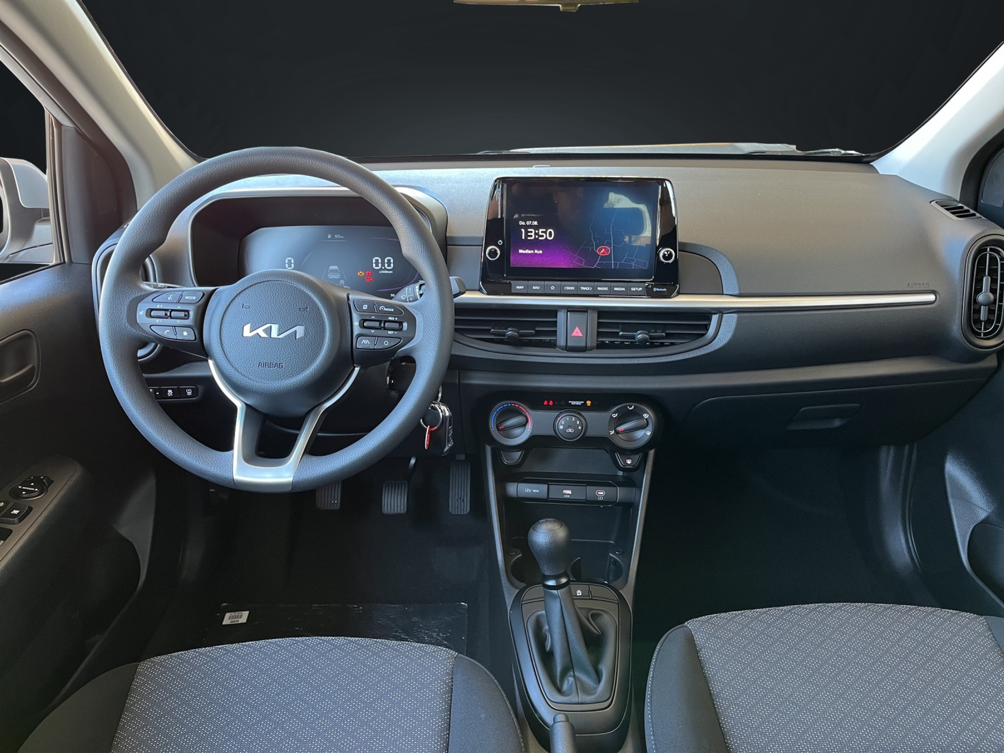 listing desktop thumbnail image 11