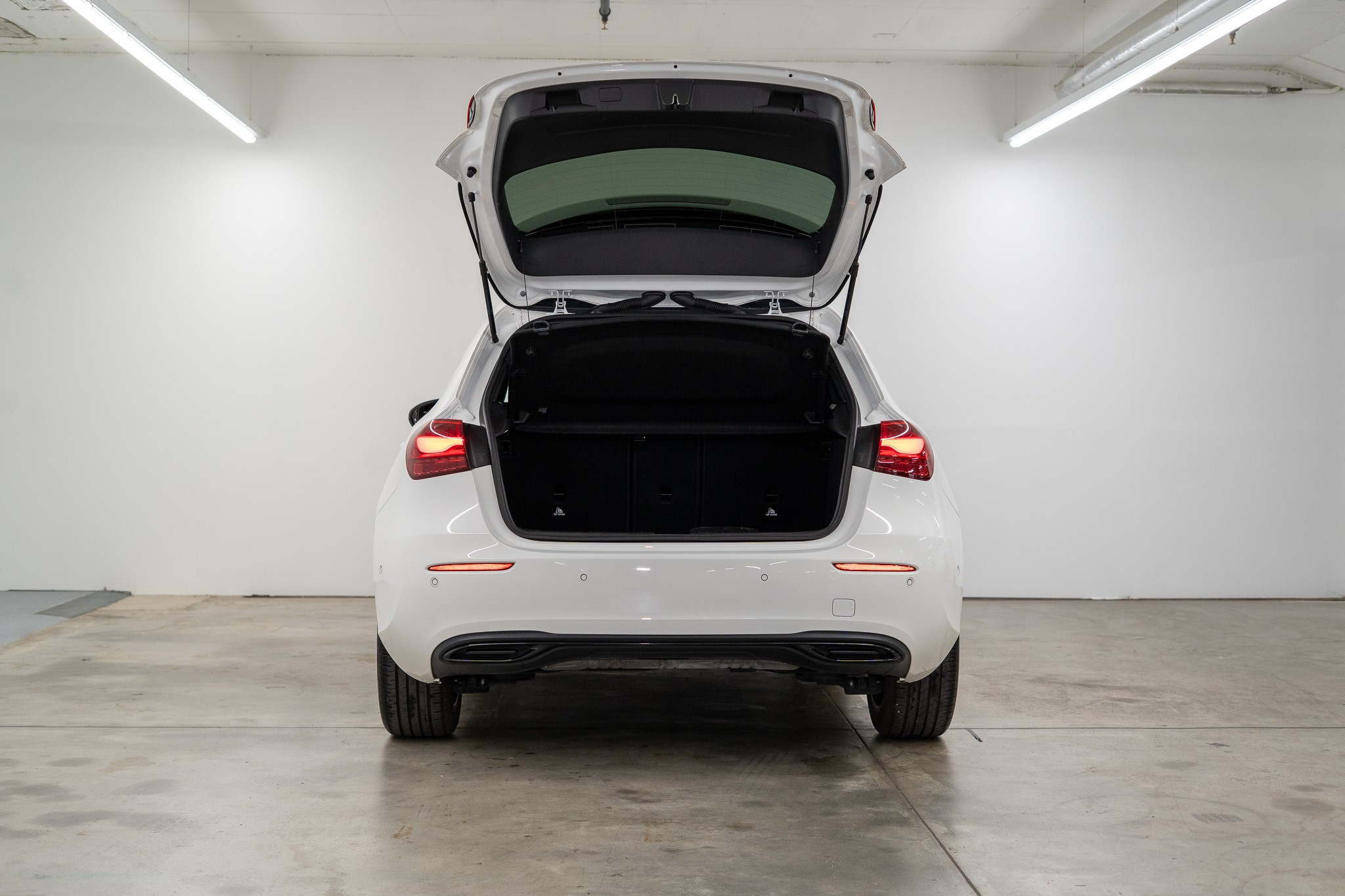 listing desktop thumbnail image 5