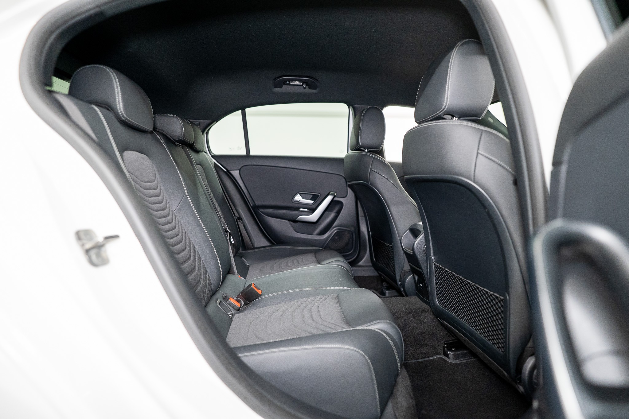 listing desktop thumbnail image 13