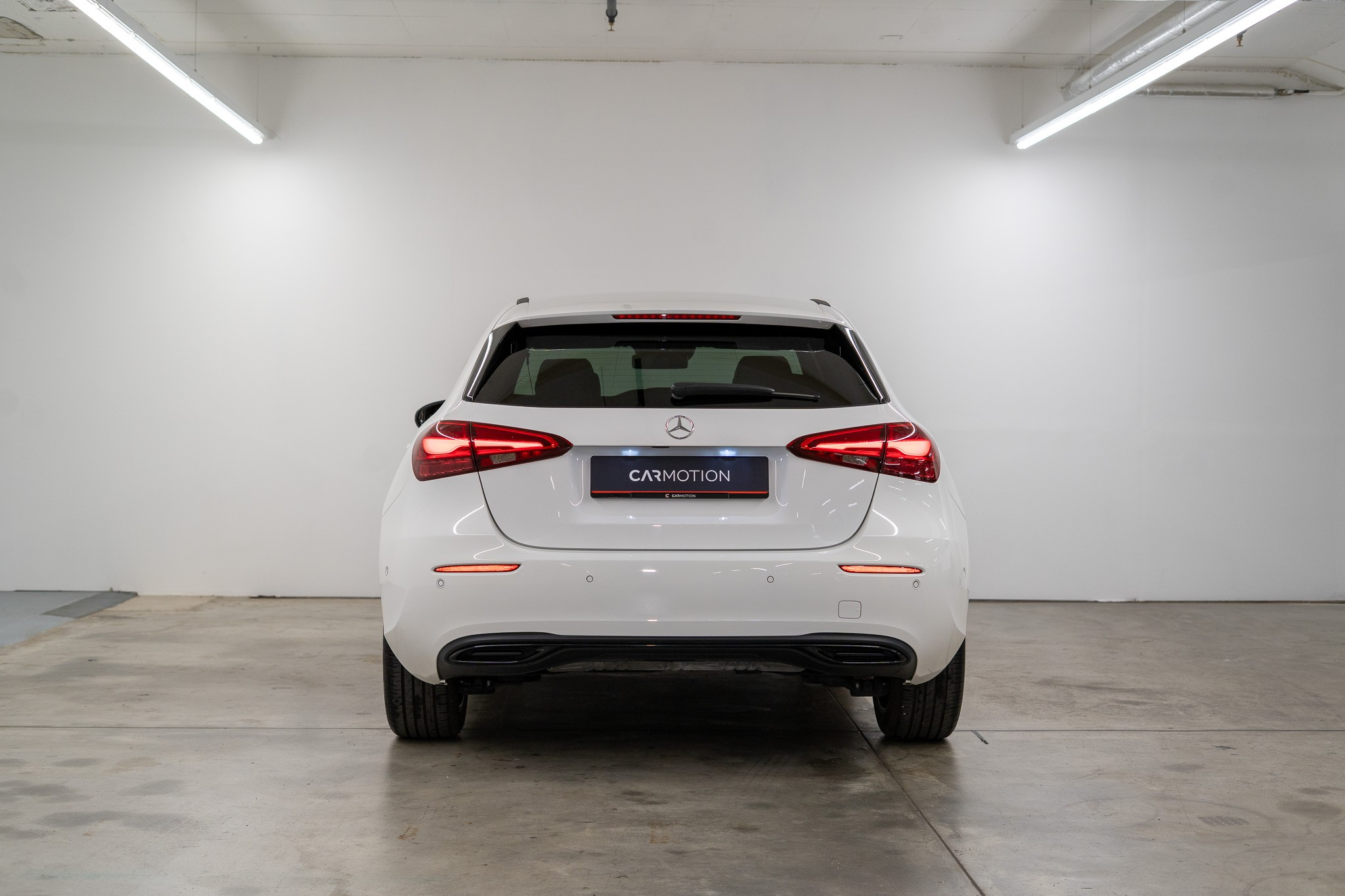 listing desktop thumbnail image 4