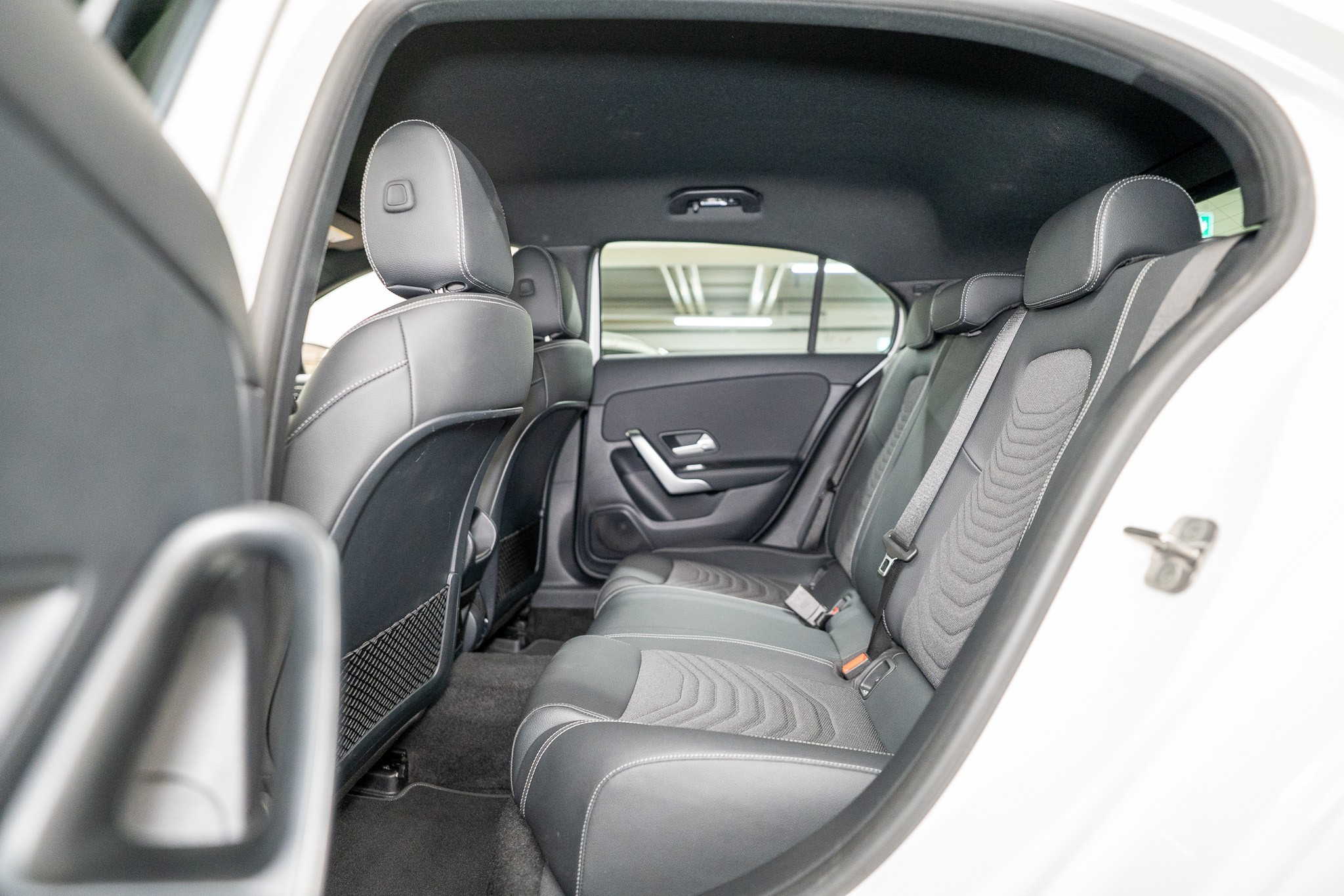 listing desktop thumbnail image 12