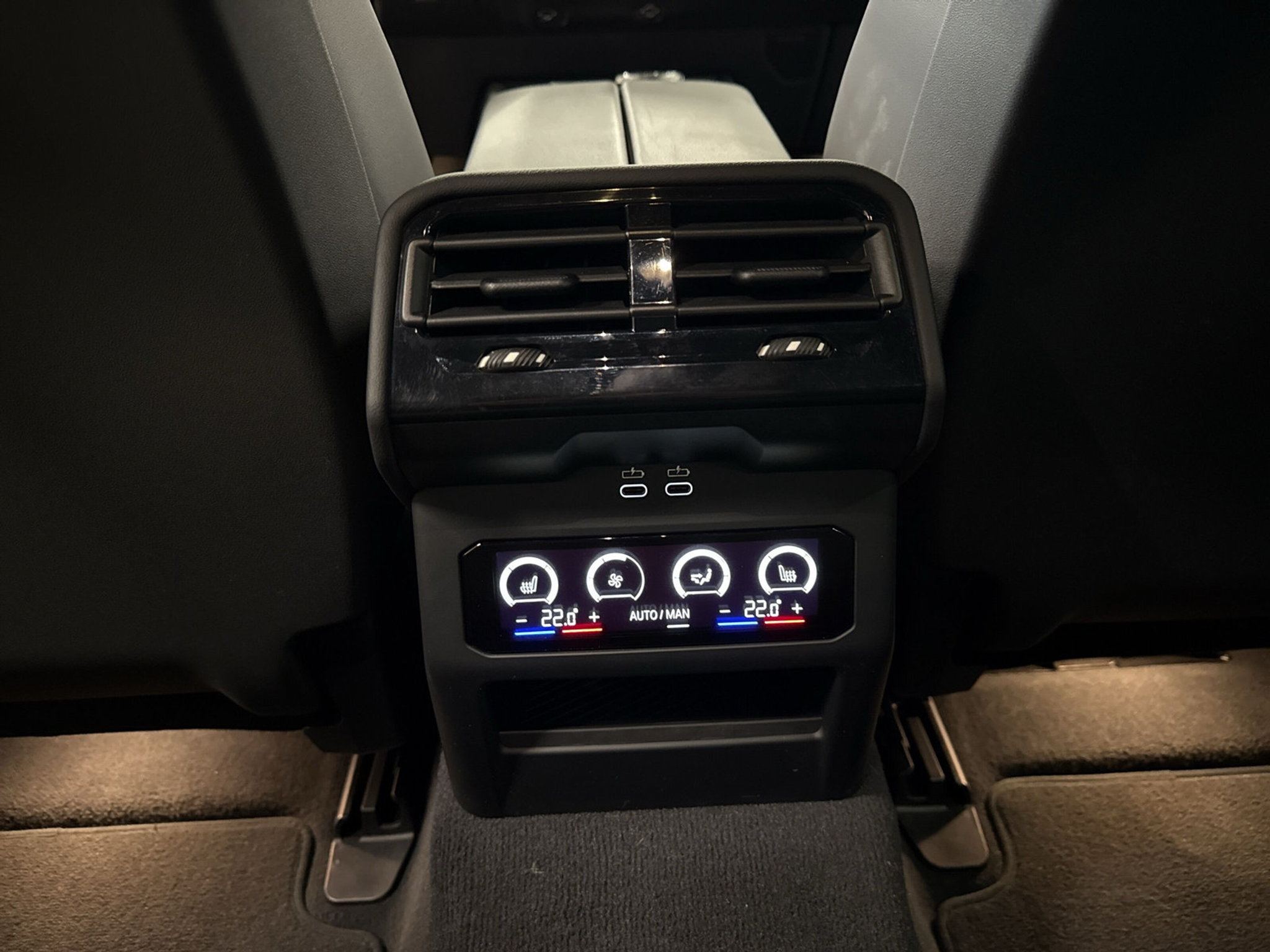 listing desktop thumbnail image 12