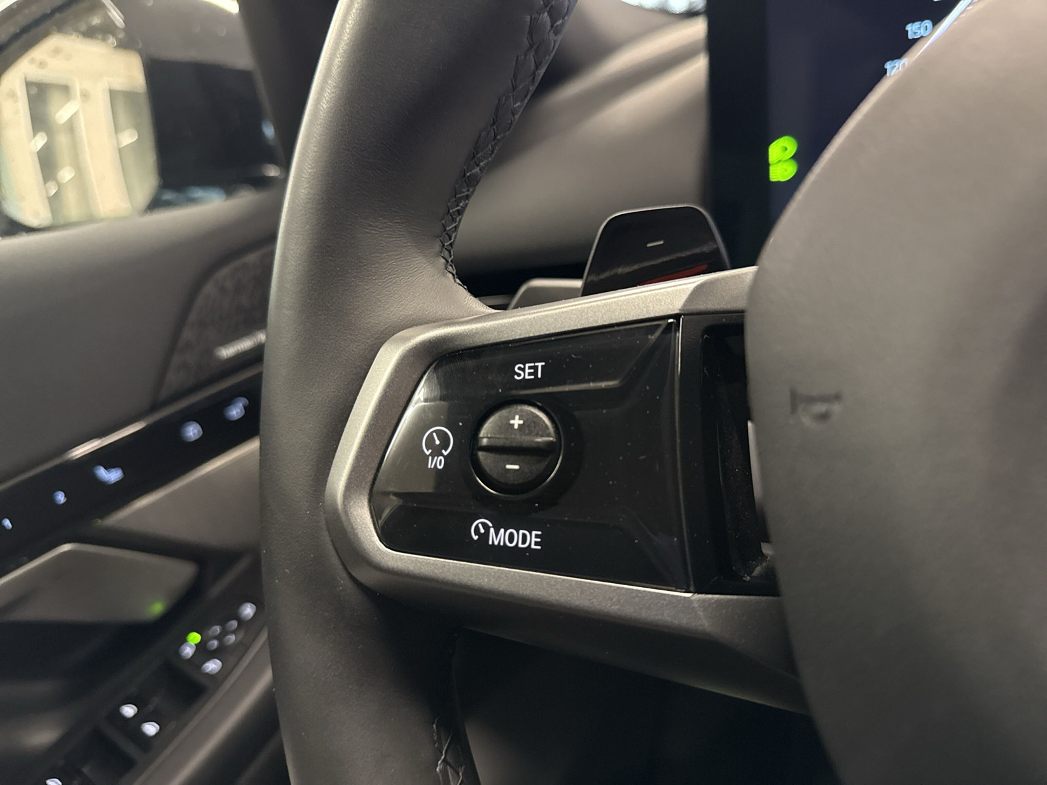 listing desktop thumbnail image 15