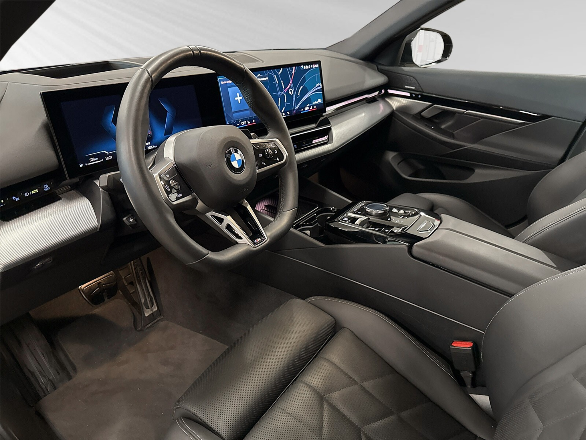 listing desktop thumbnail image 4