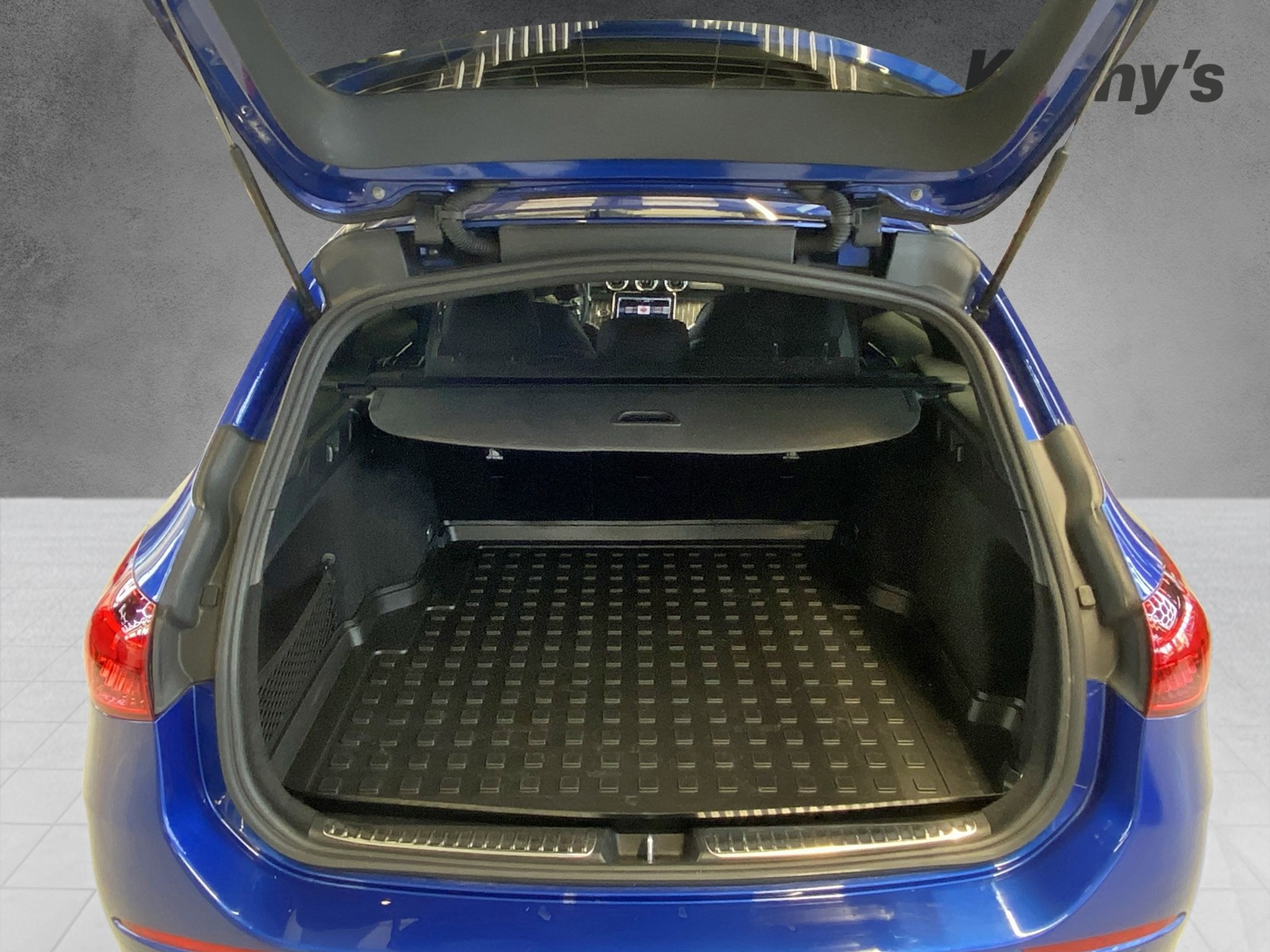 listing desktop thumbnail image 4