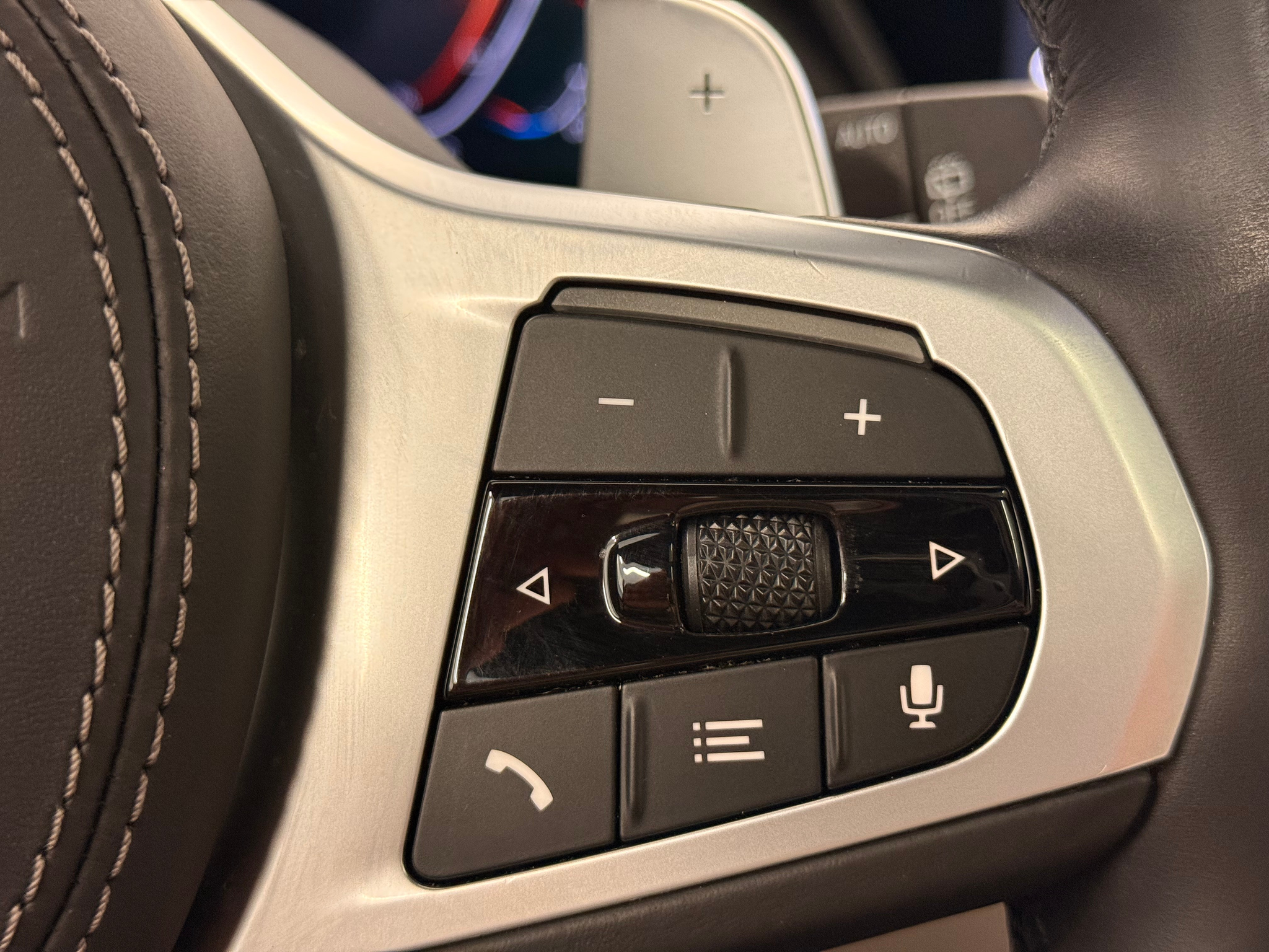 listing desktop thumbnail image 26