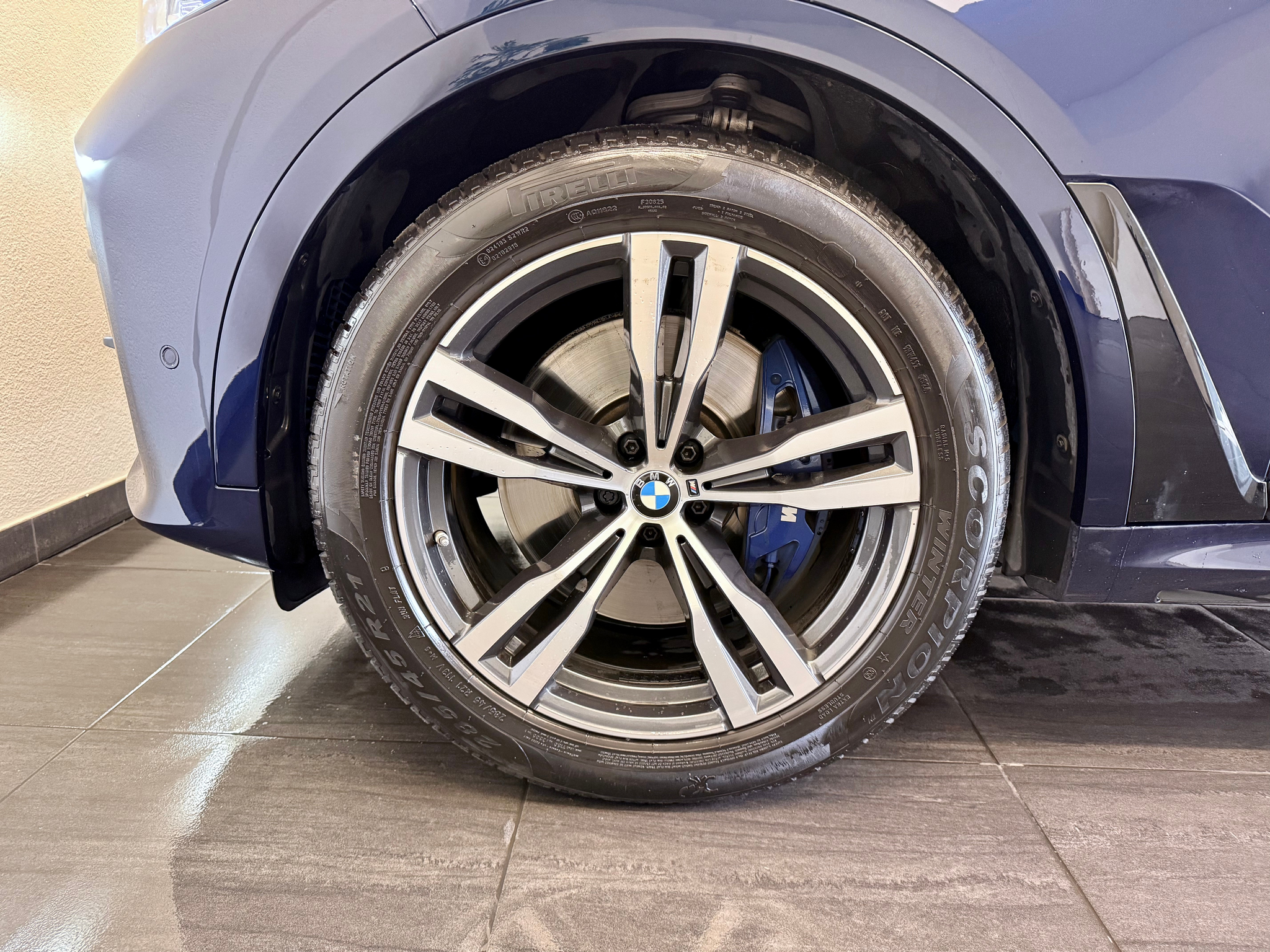 listing desktop thumbnail image 11