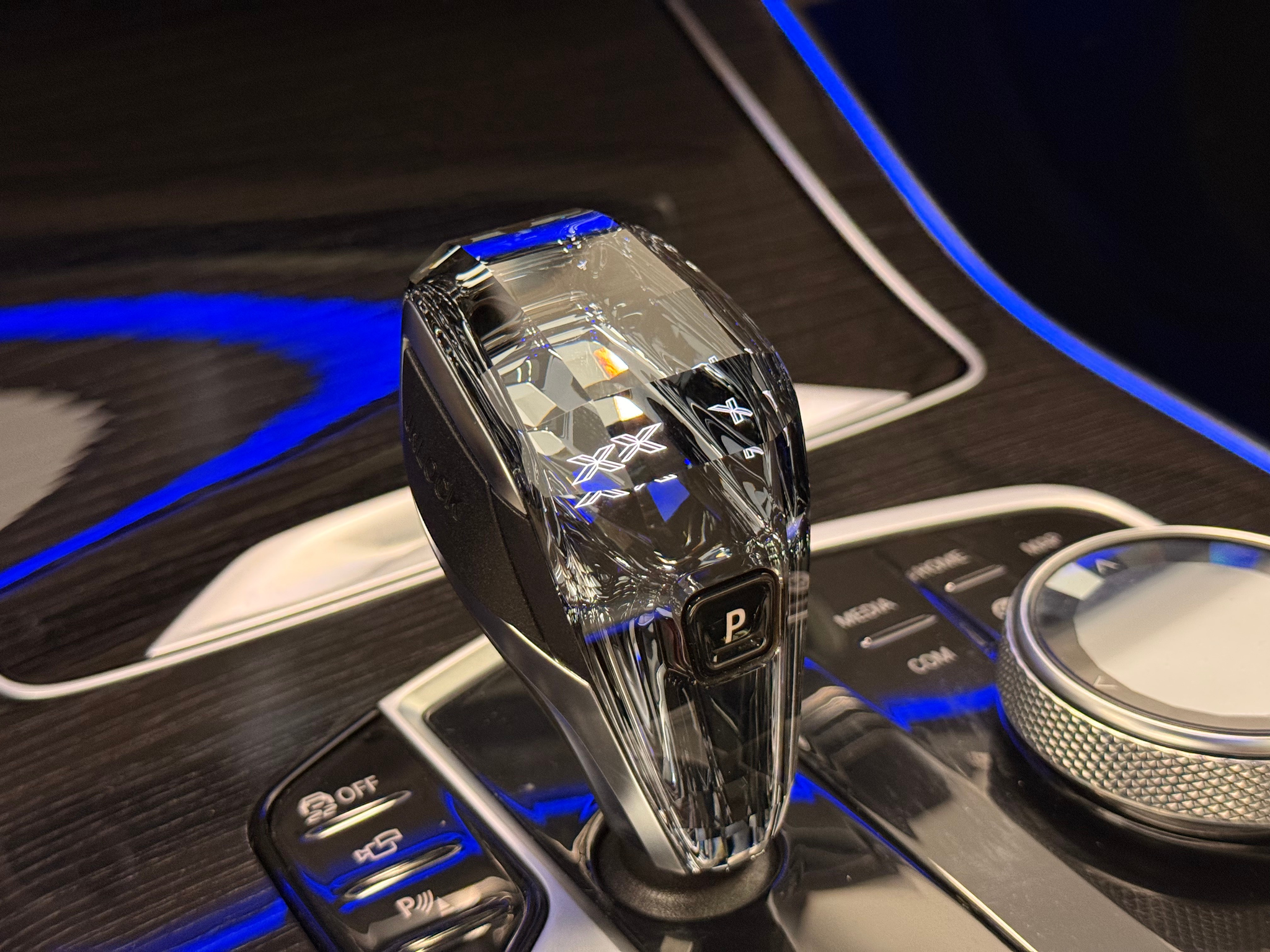 listing desktop thumbnail image 17