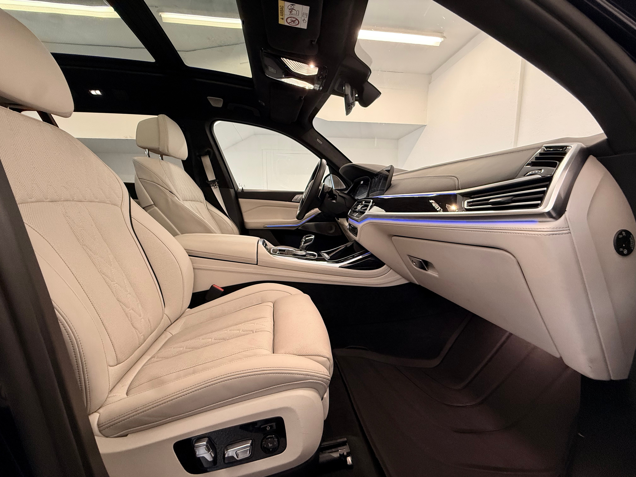 listing desktop thumbnail image 20