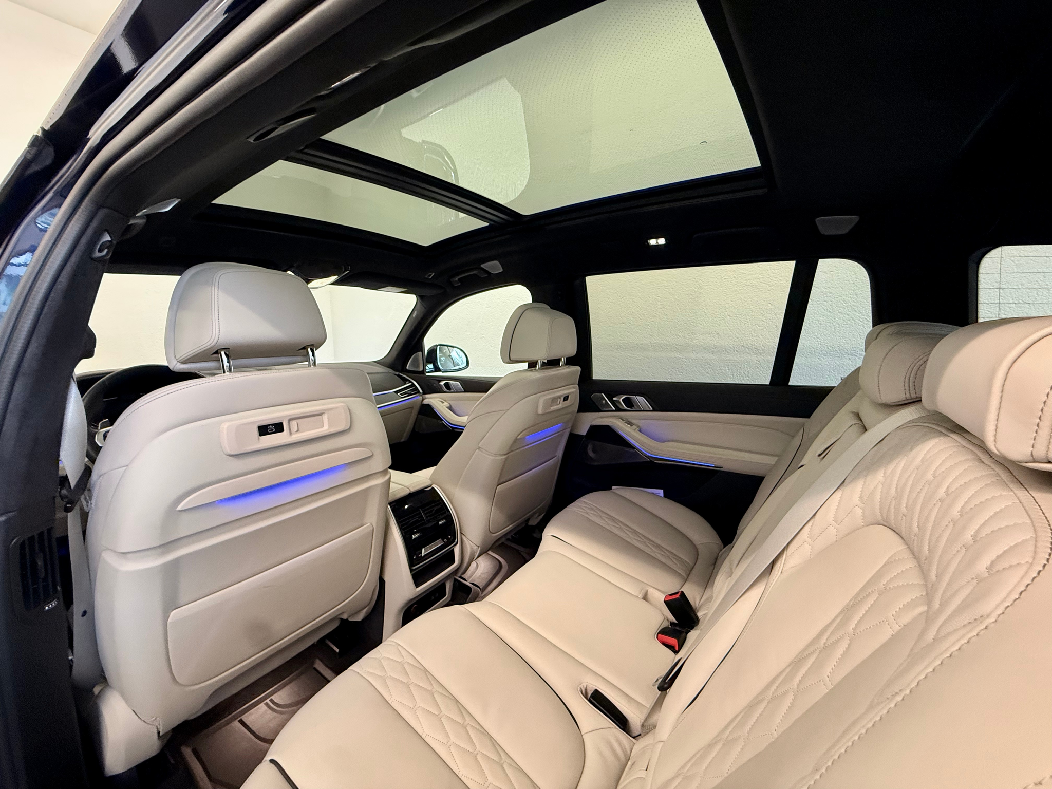 listing desktop thumbnail image 21