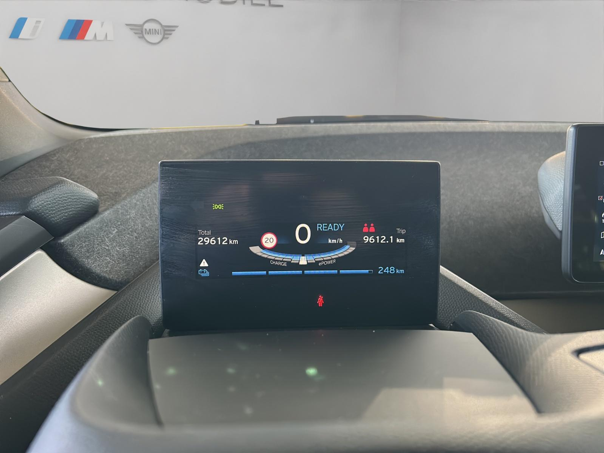 listing desktop thumbnail image 8