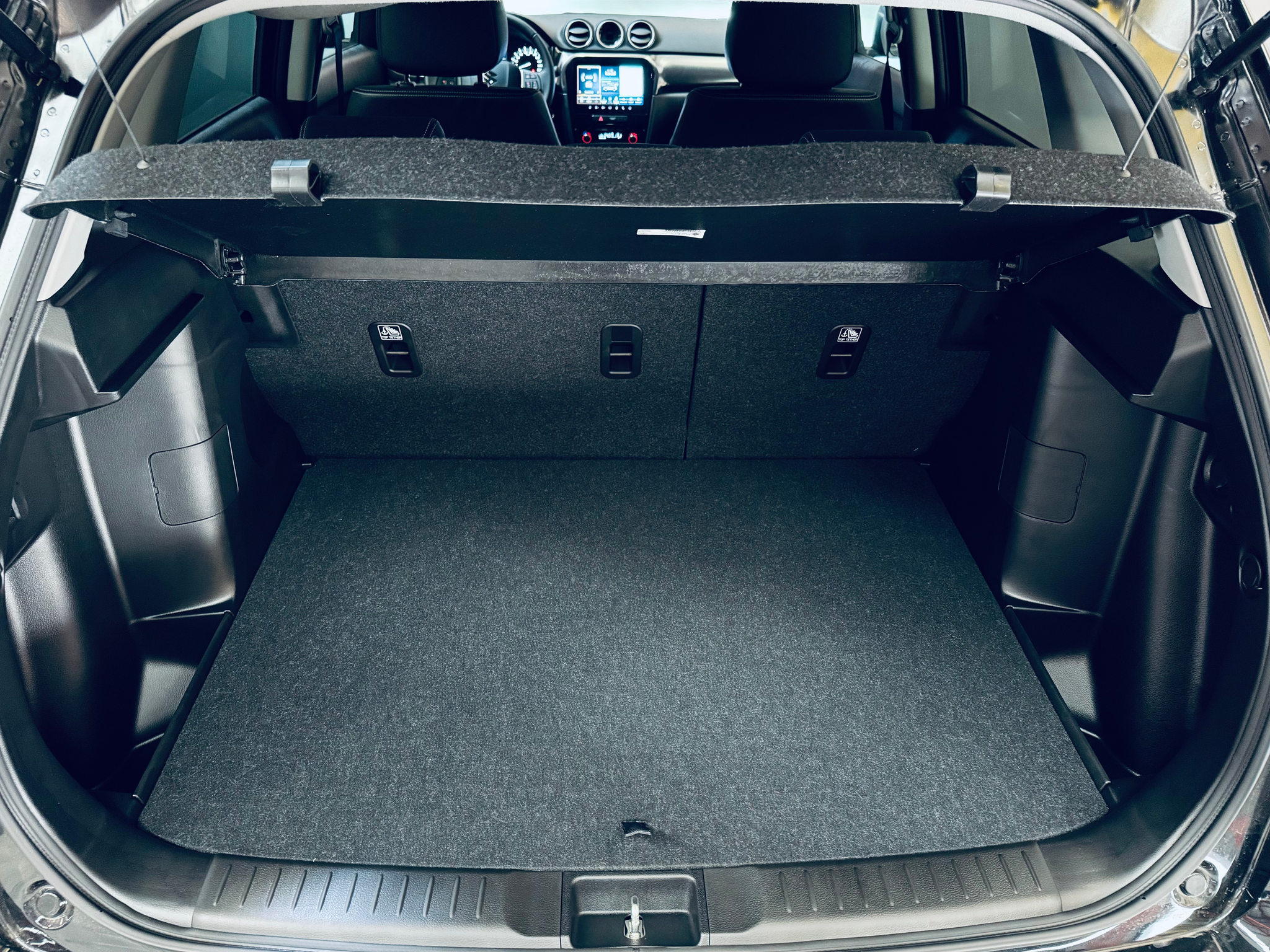 listing desktop thumbnail image 11