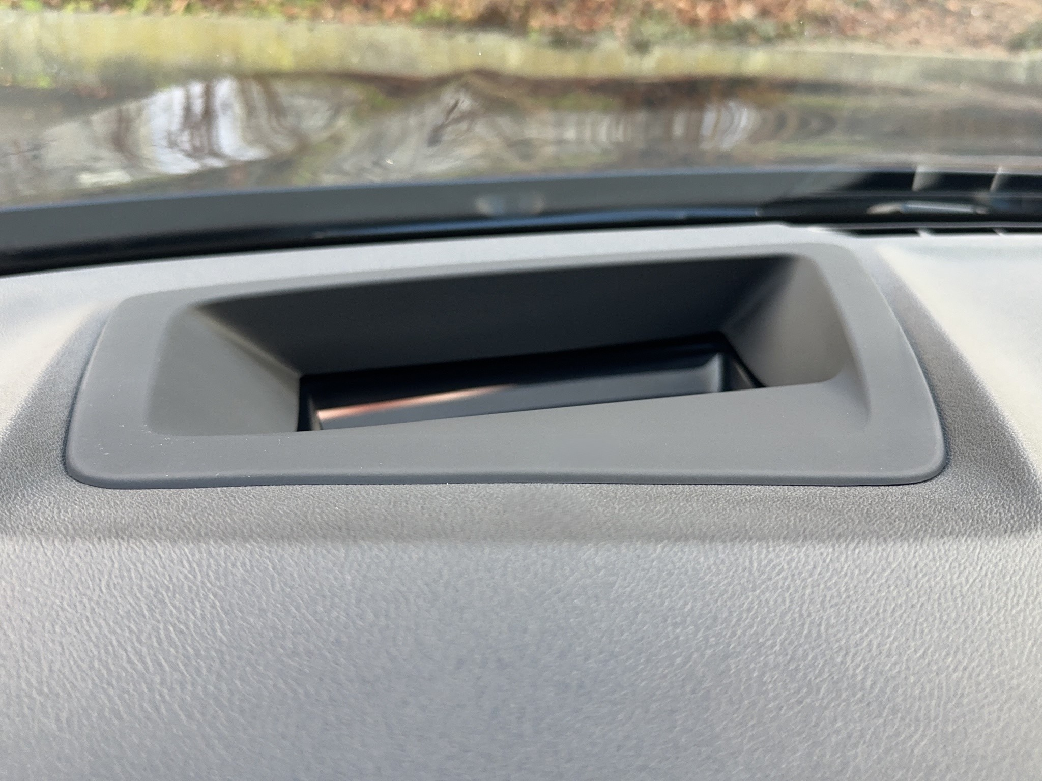 listing desktop thumbnail image 14