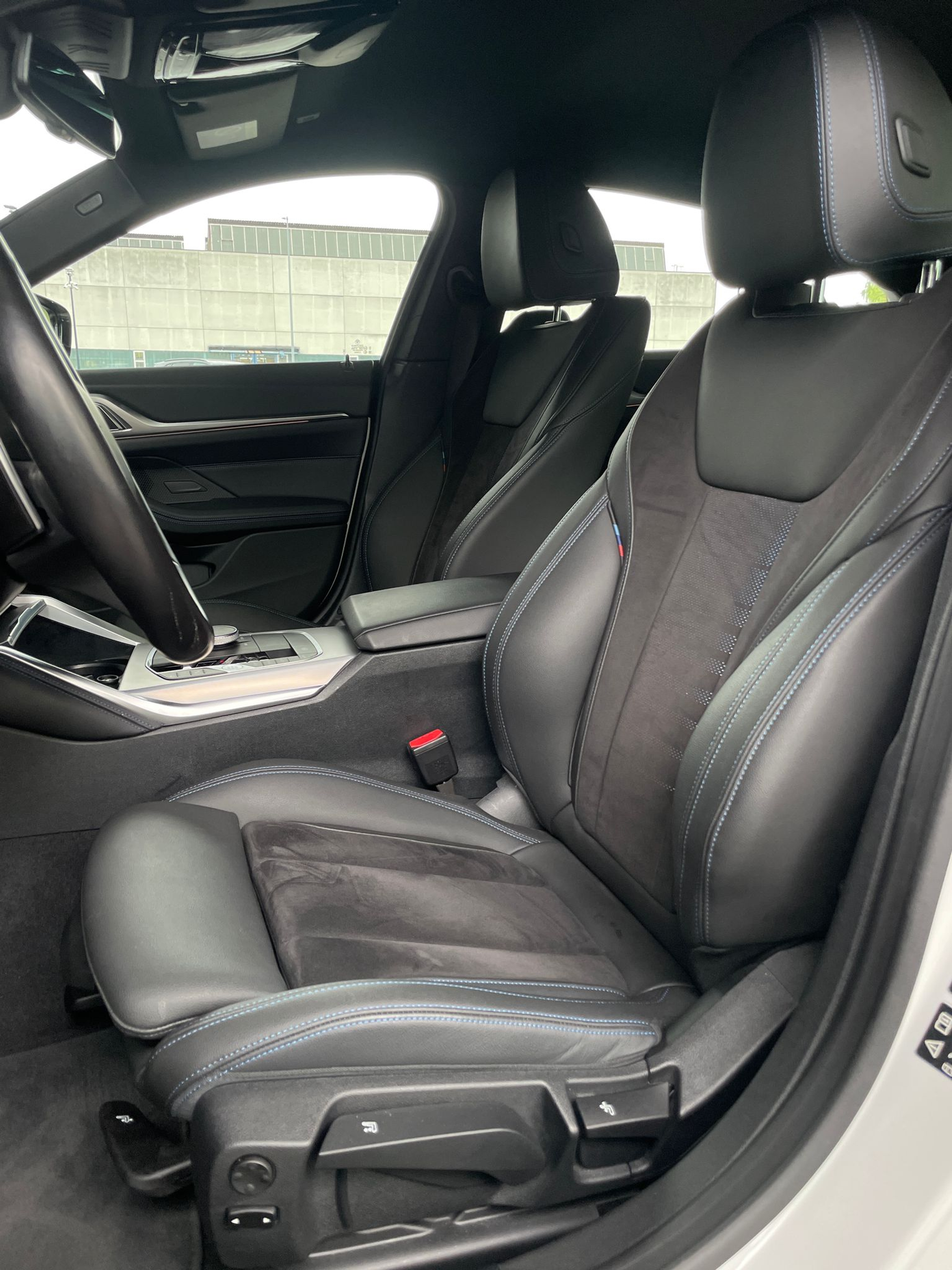 listing desktop thumbnail image 5