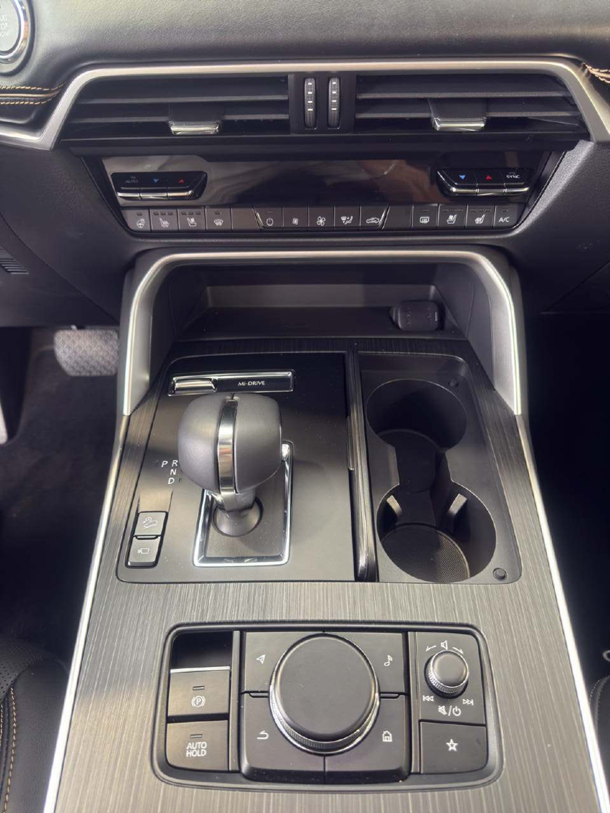 listing desktop thumbnail image 13